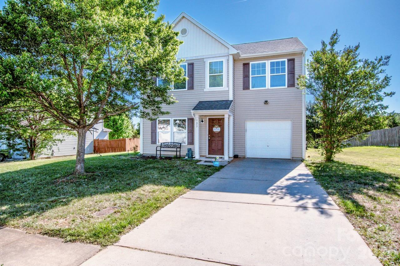 123 Kingsgate Court — Statesville
