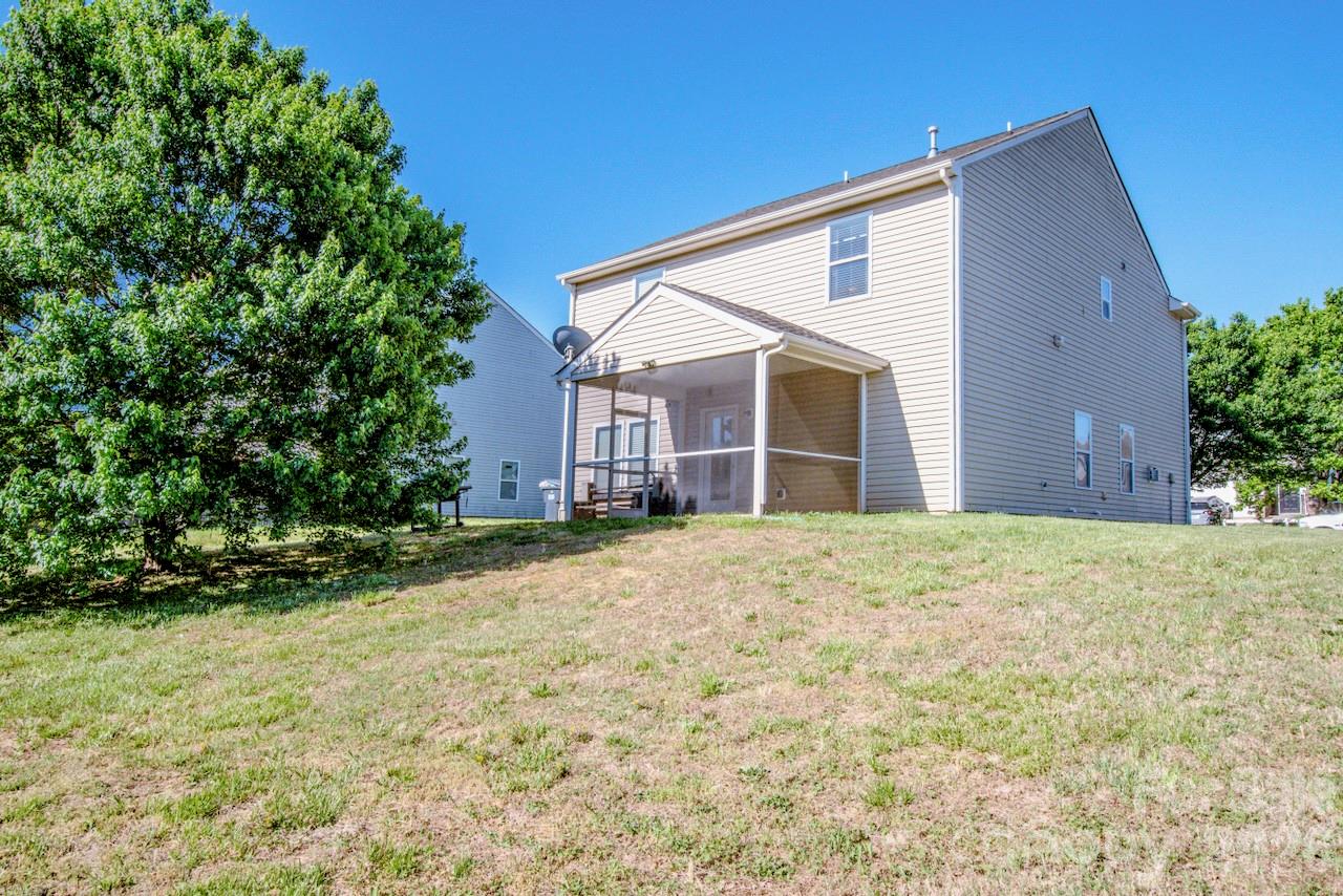 123 Kingsgate Court — Statesville