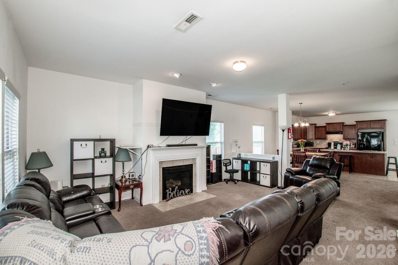 123 Kingsgate Court — Statesville