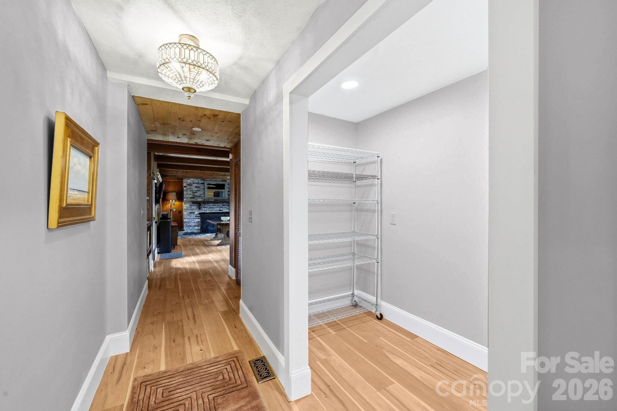127 Erkwood Drive — Hendersonville