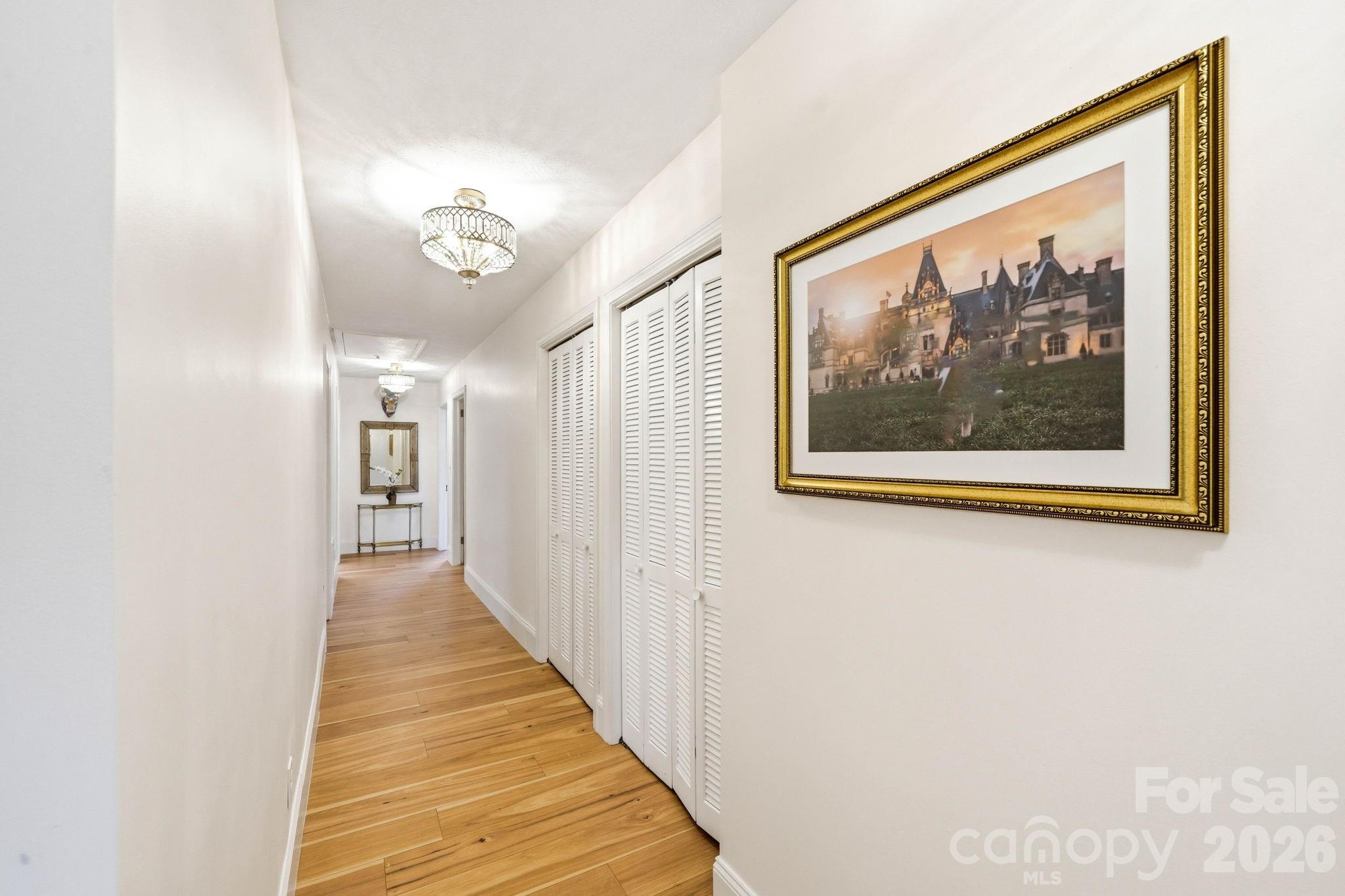 127 Erkwood Drive — Hendersonville
