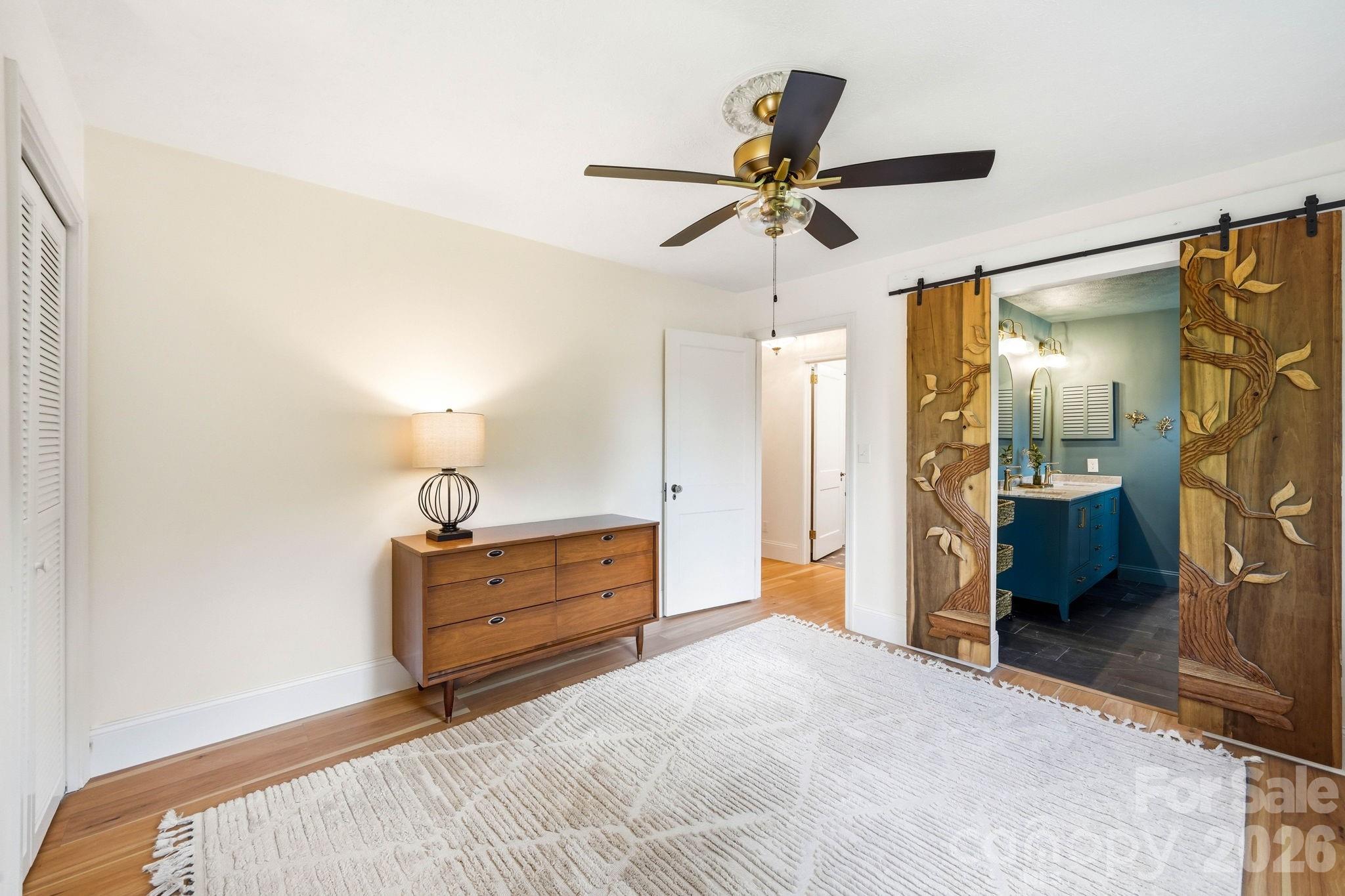 127 Erkwood Drive — Hendersonville