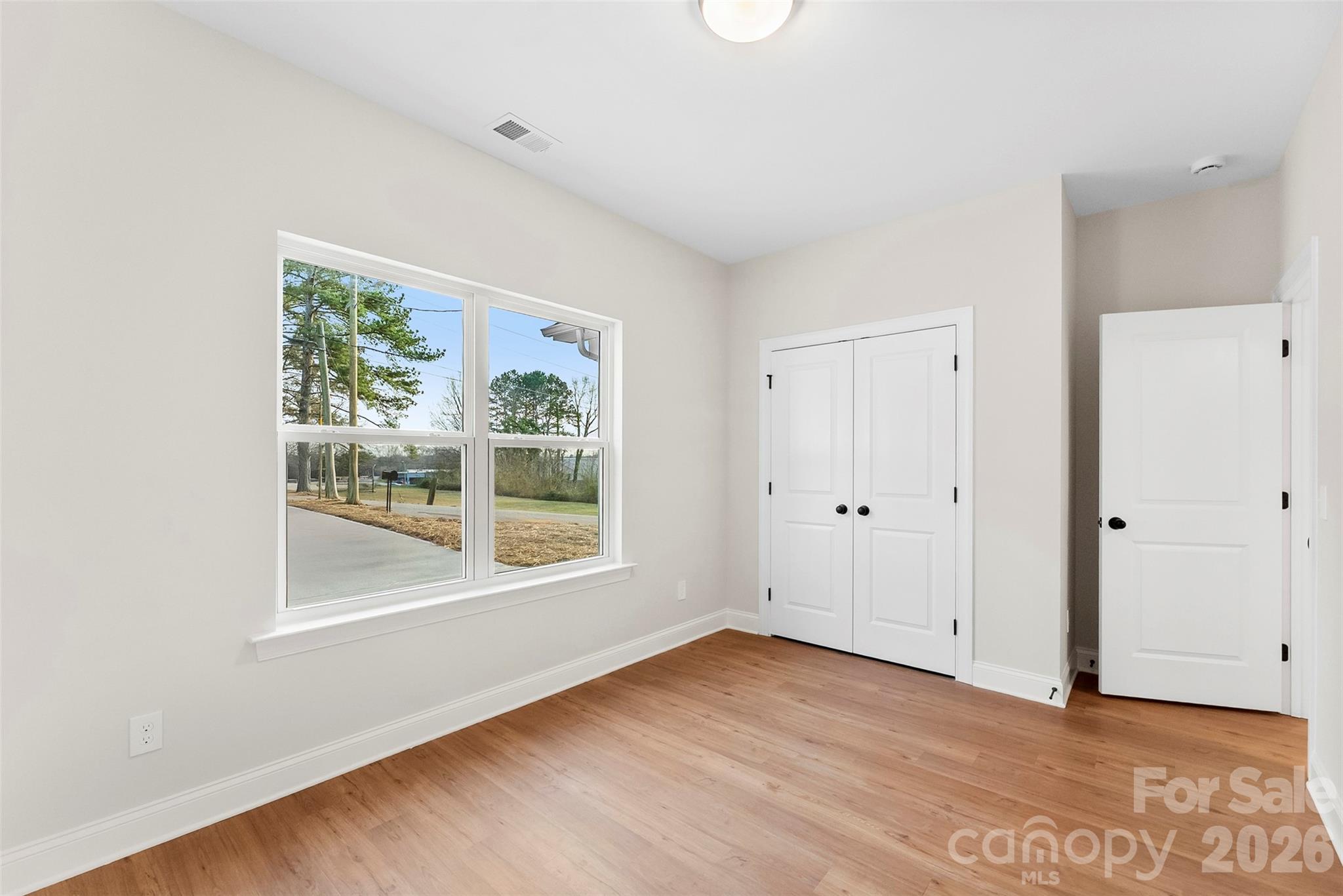 1558 7th Avenue Drive SW — Hickory