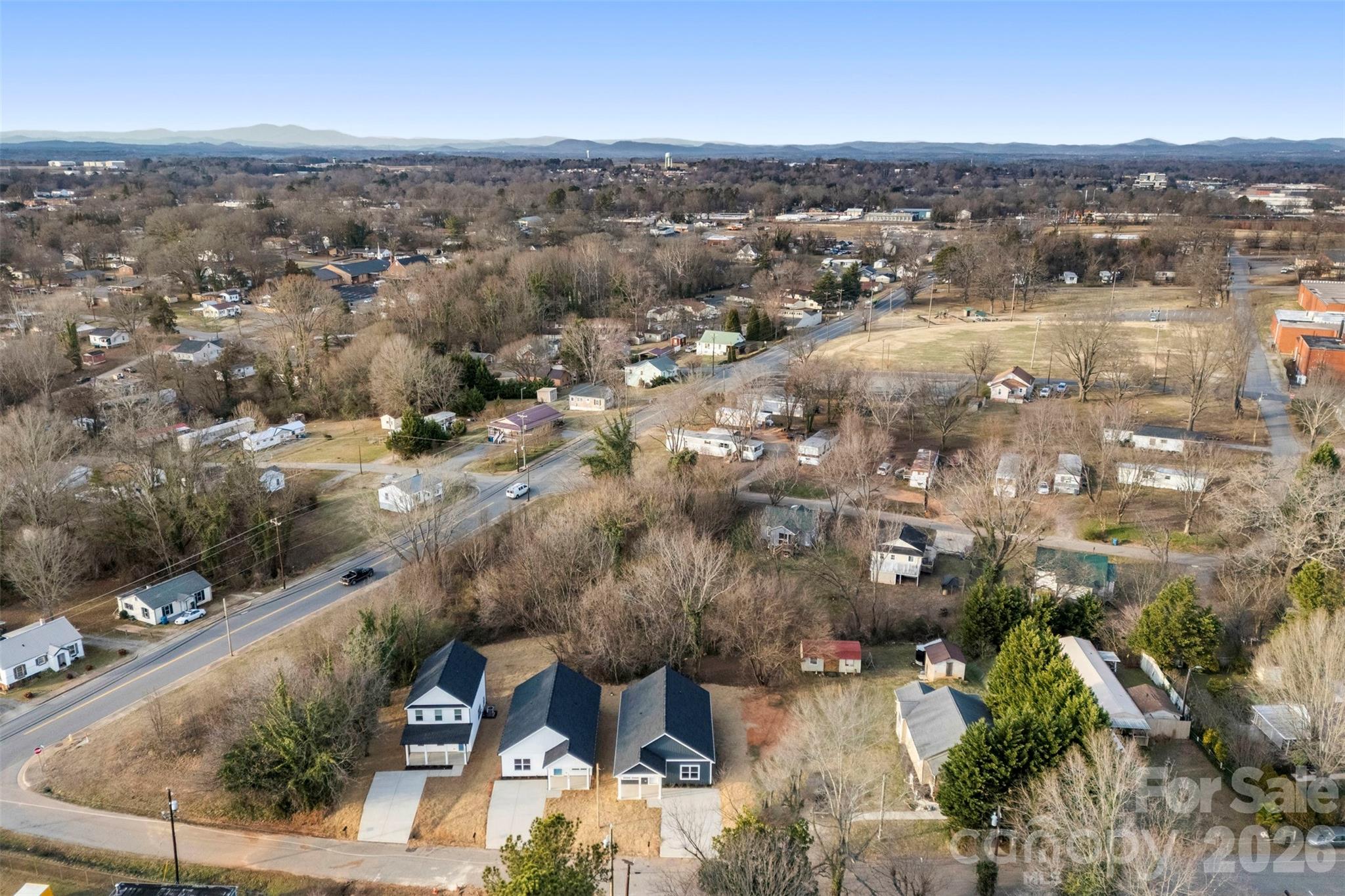 1558 7th Avenue Drive SW — Hickory