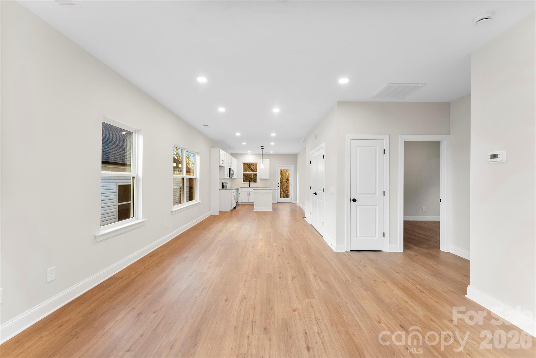 1558 7th Avenue Drive SW — Hickory