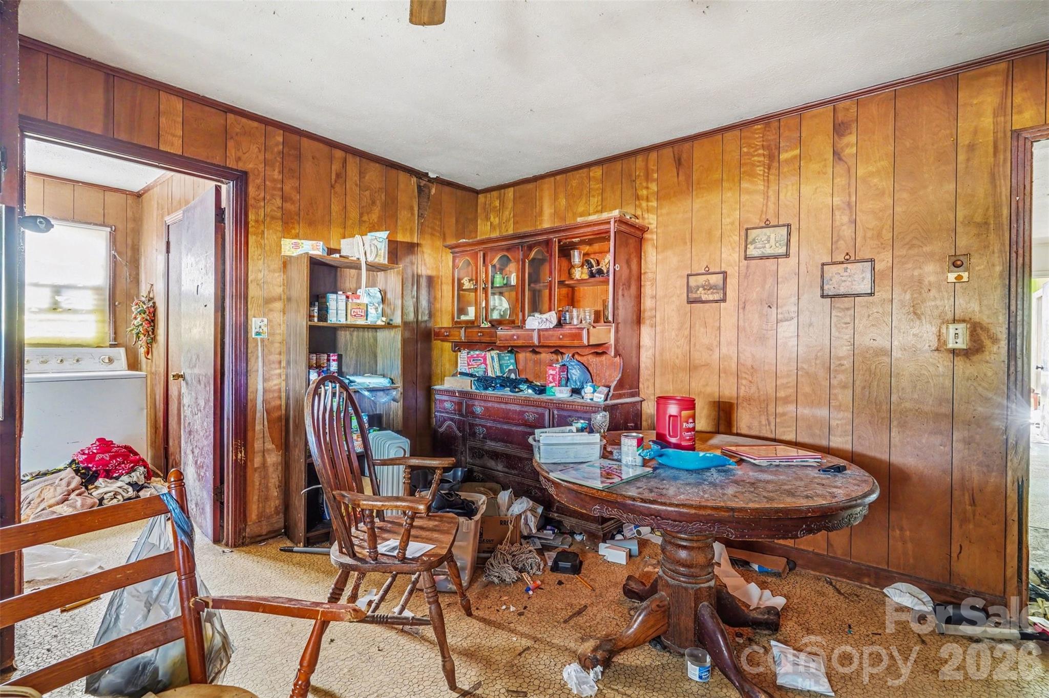 105 W Temple Avenue — Rockingham