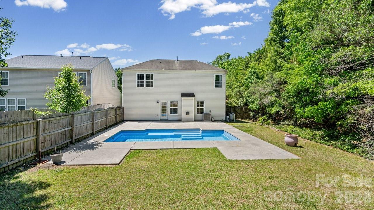 2011 Stargrass Court — Charlotte
