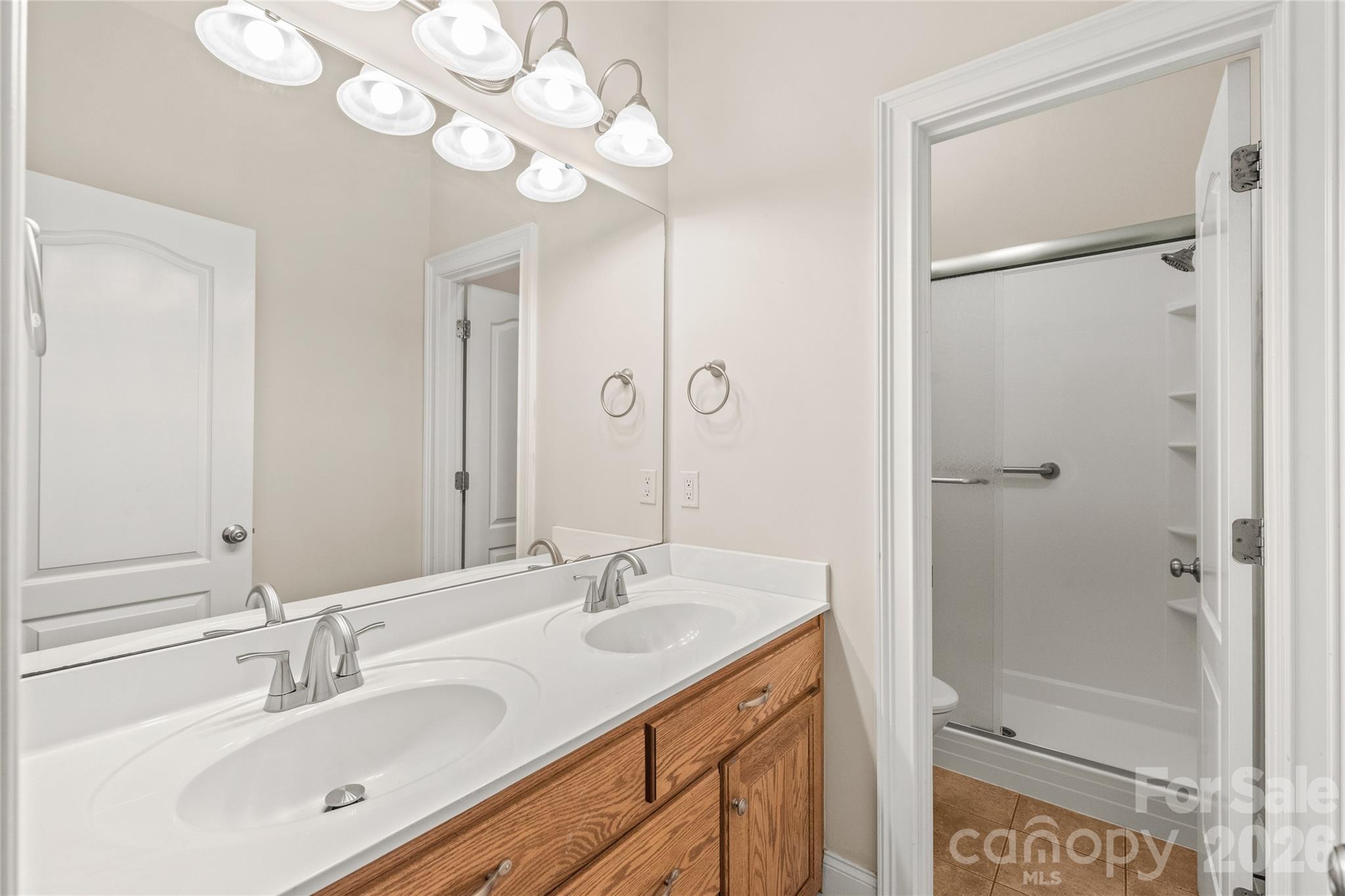 4139 French Fields Lane — Harrisburg