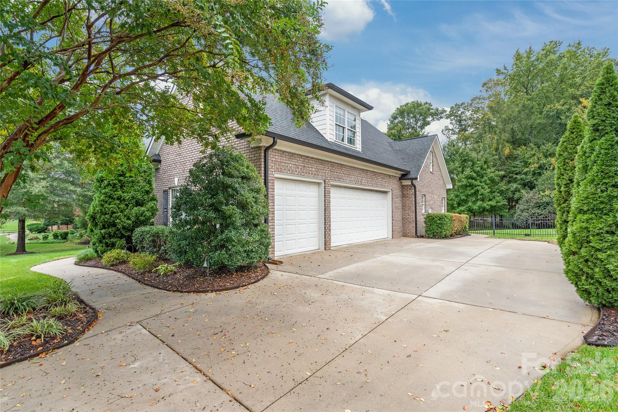 4139 French Fields Lane — Harrisburg