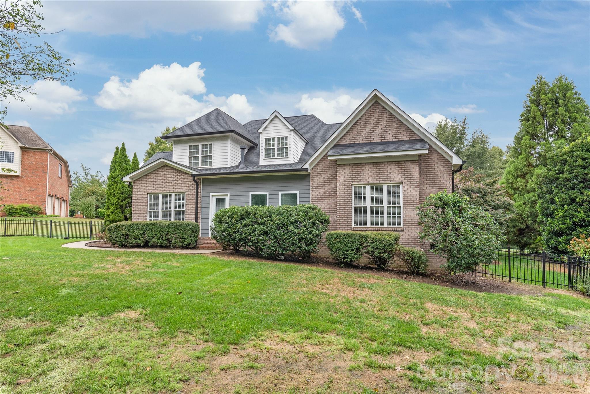 4139 French Fields Lane — Harrisburg