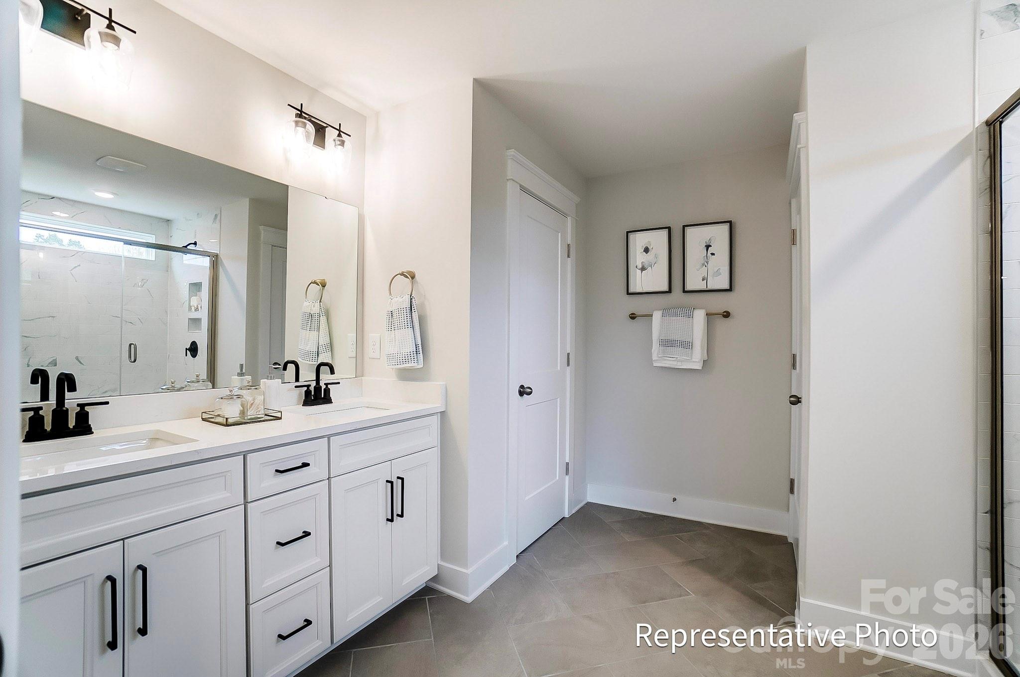 13123 Foxberry Road — Charlotte