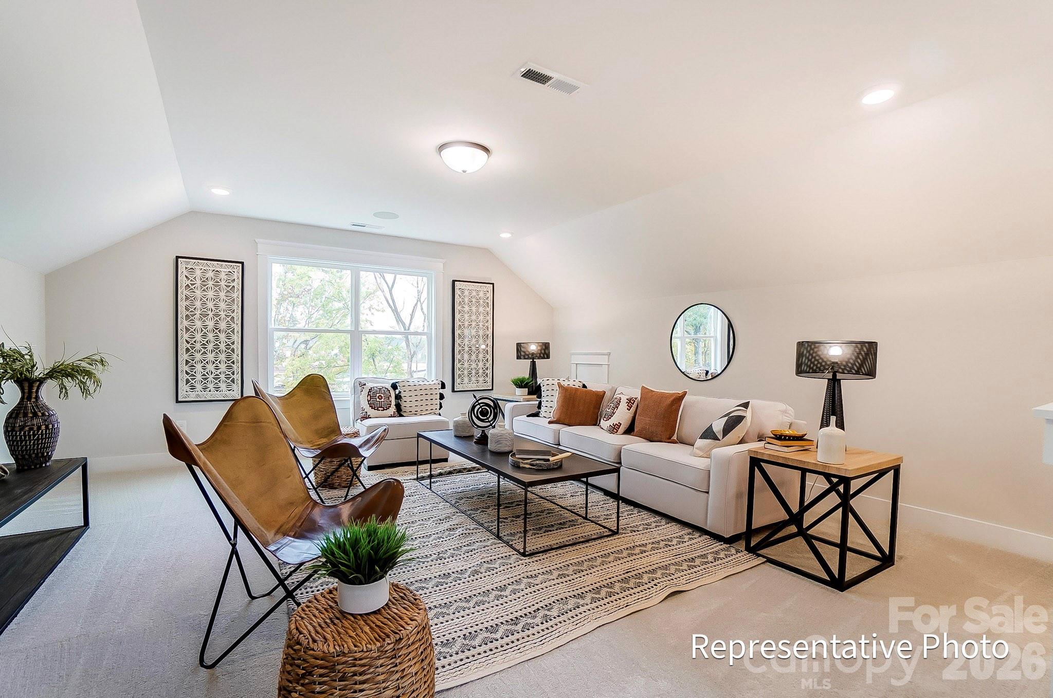 13123 Foxberry Road — Charlotte