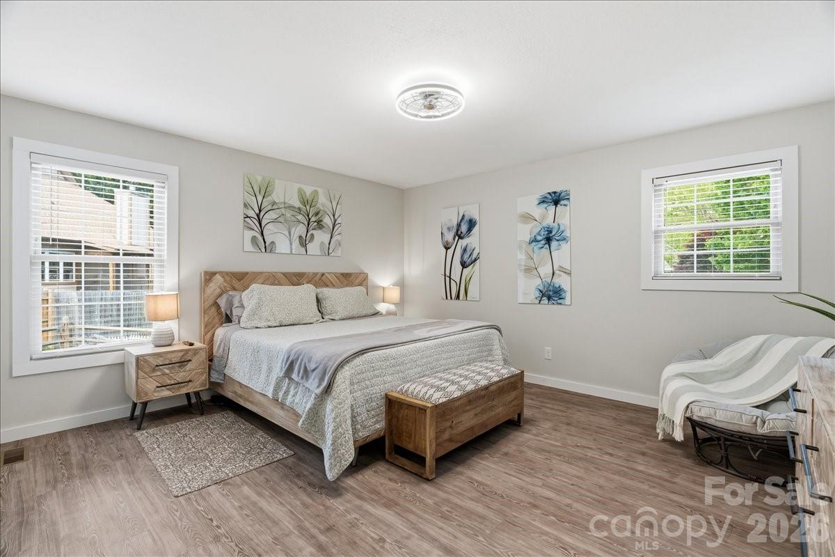 33 Indian Trace Road — Maggie Valley