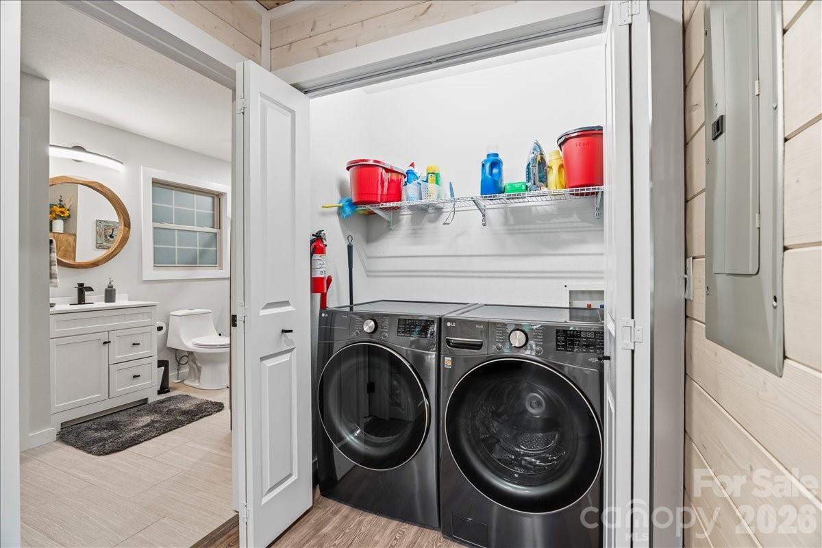 33 Indian Trace Road — Maggie Valley