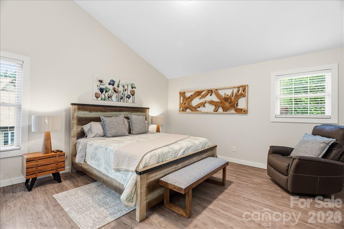 33 Indian Trace Road — Maggie Valley