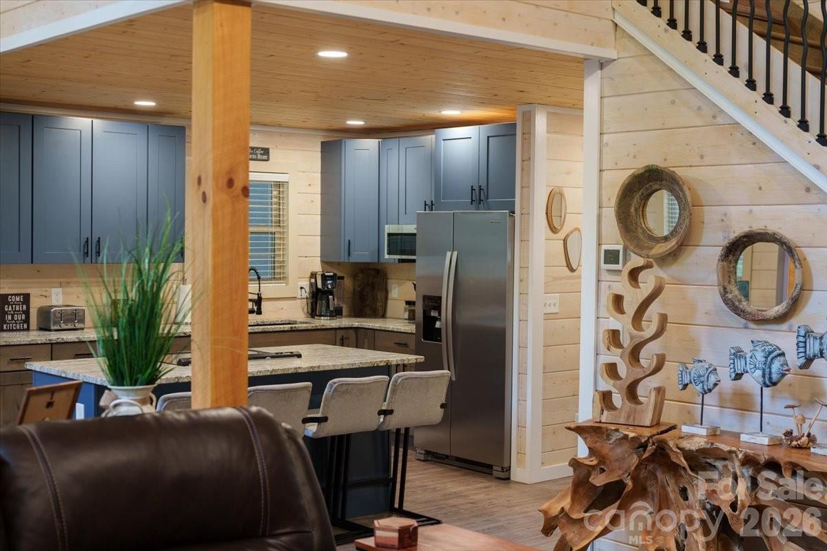 33 Indian Trace Road — Maggie Valley