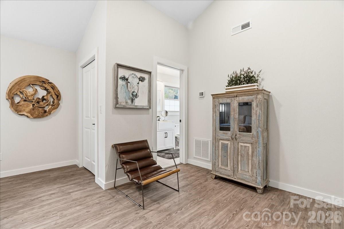33 Indian Trace Road — Maggie Valley