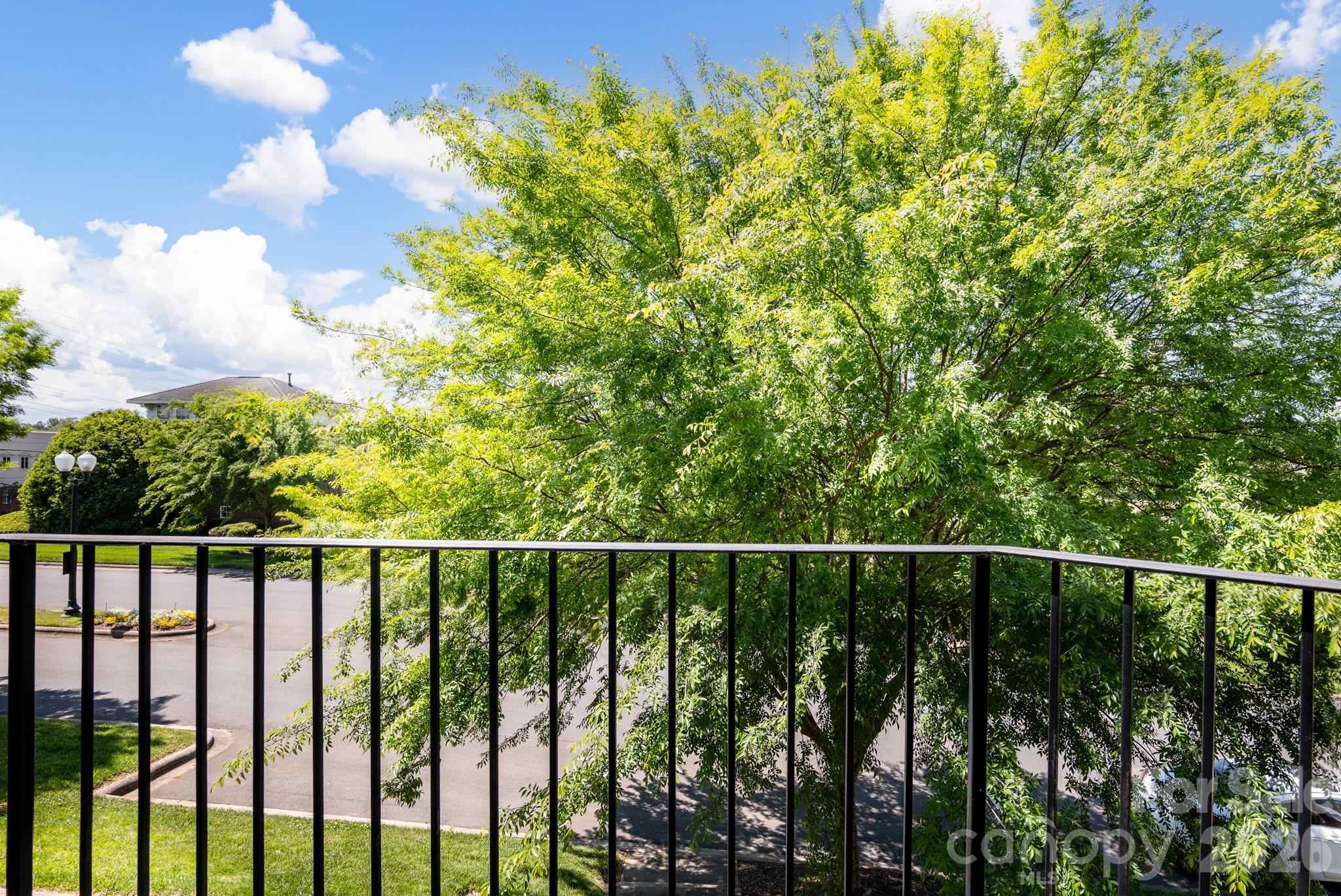 5608 Burck Drive NW — Concord