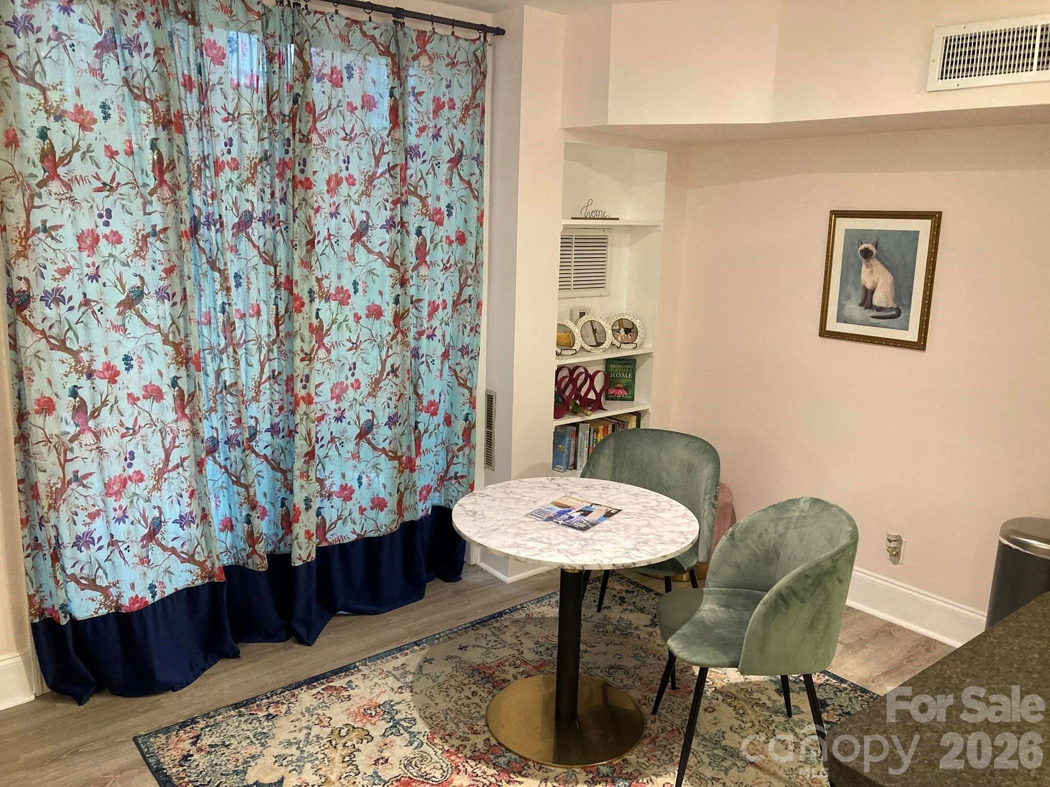 400 Queens Road #E5 — Charlotte