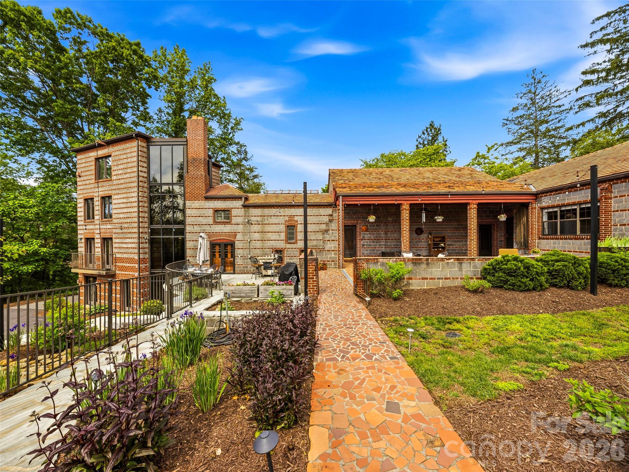 24 Kimberly Avenue — Asheville