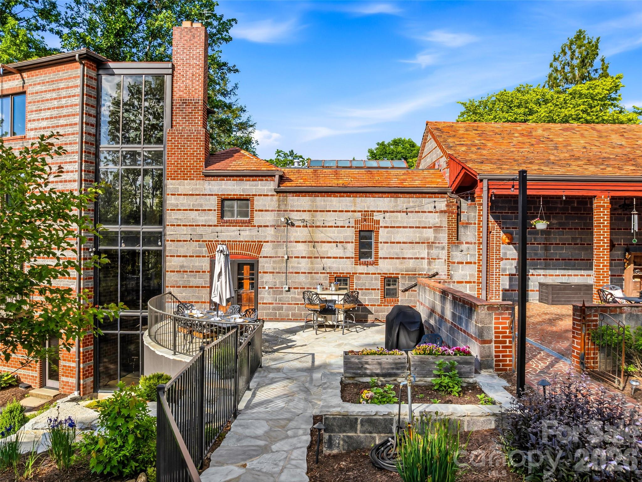24 Kimberly Avenue — Asheville