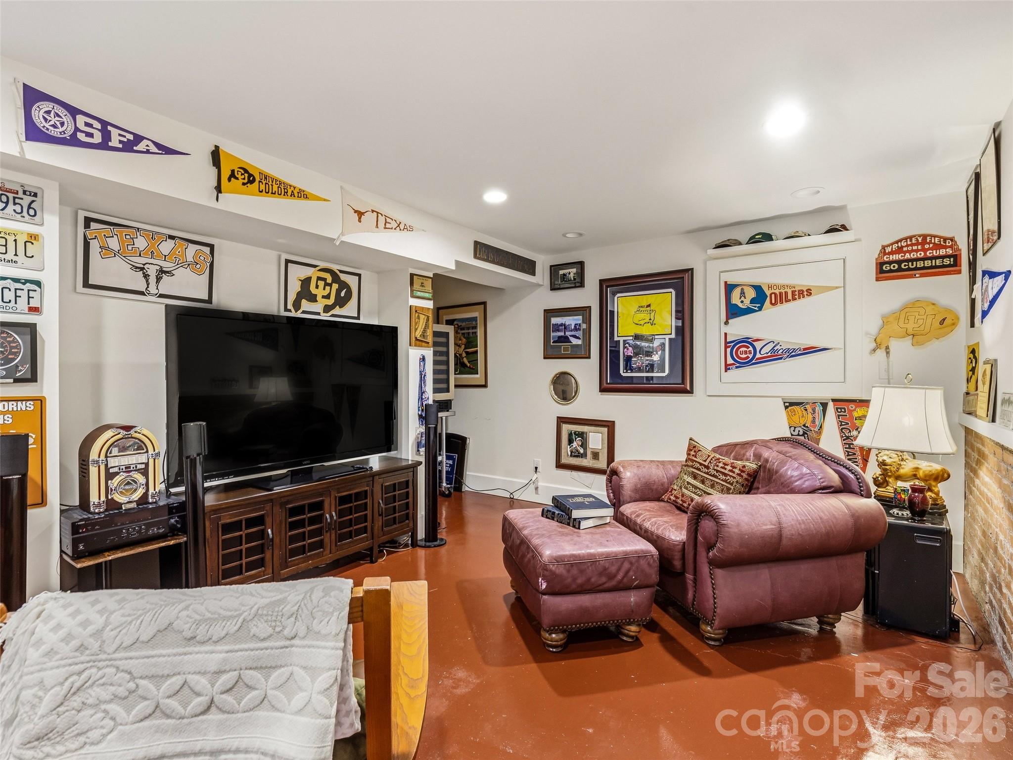 24 Kimberly Avenue — Asheville
