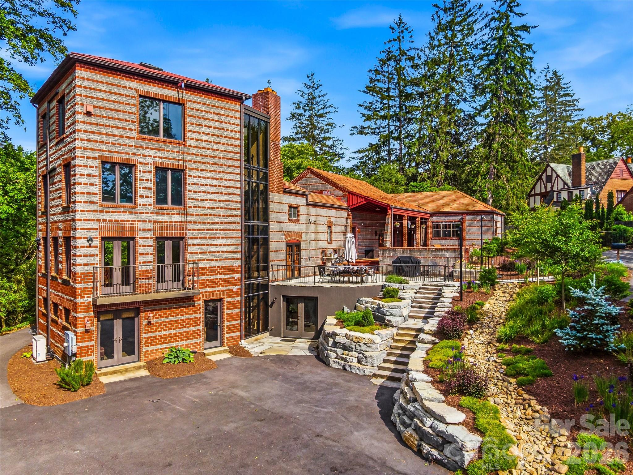 24 Kimberly Avenue — Asheville