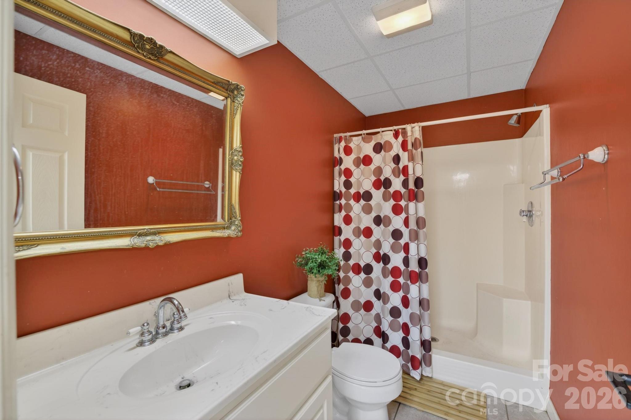 2447 Thornfield Drive — Lenoir