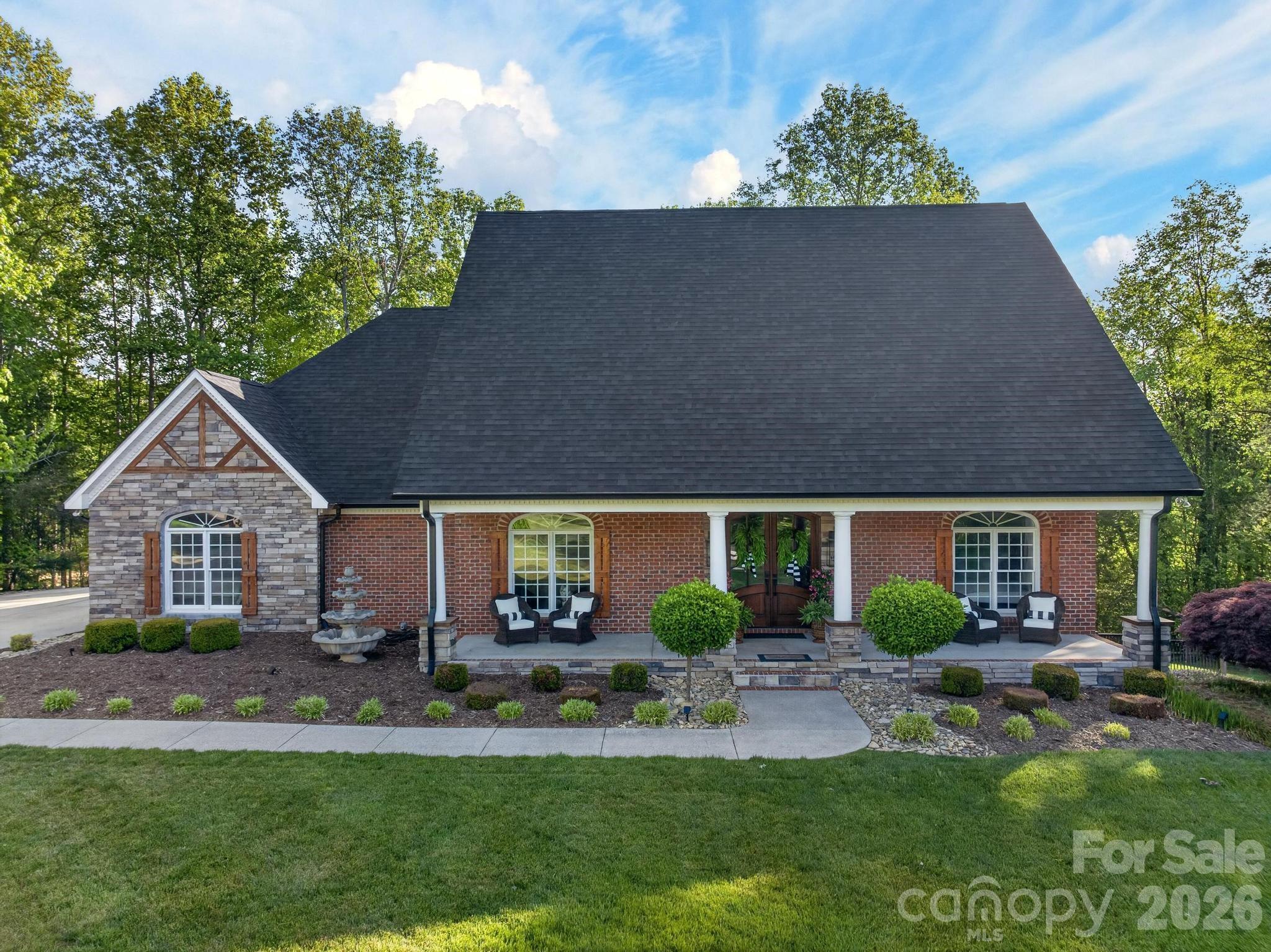 2447 Thornfield Drive — Lenoir