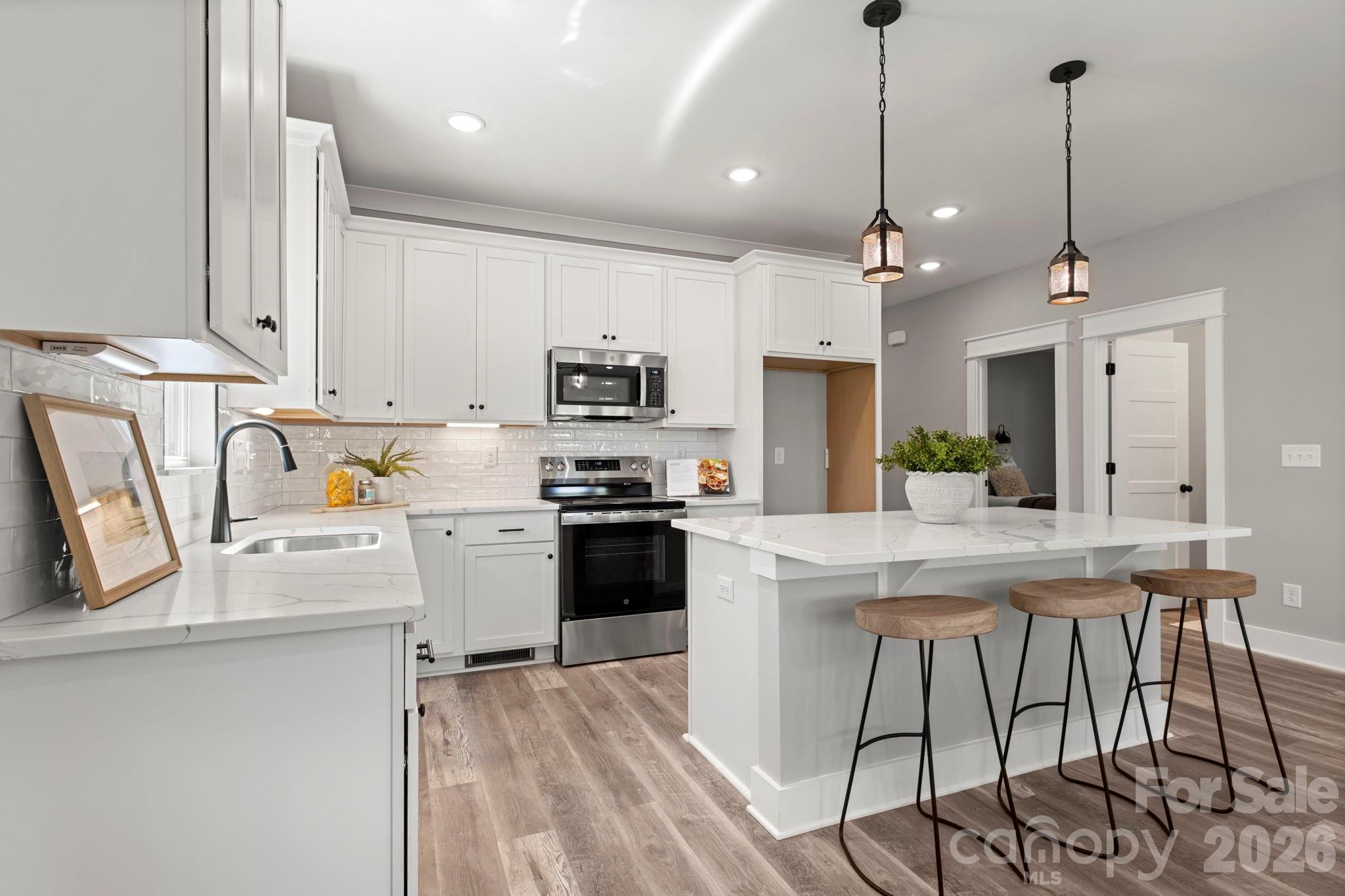 4762 Lazy Lane — Denver