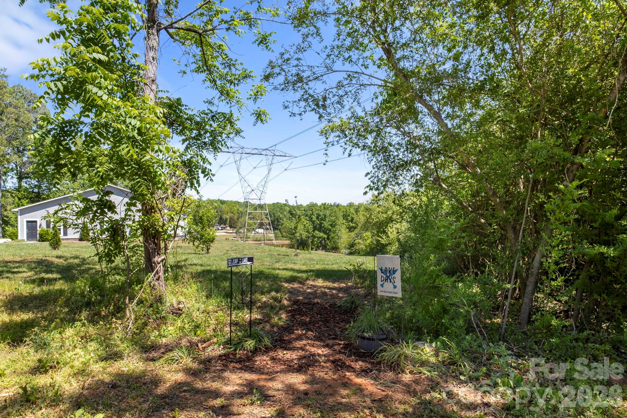 4762 Lazy Lane — Denver