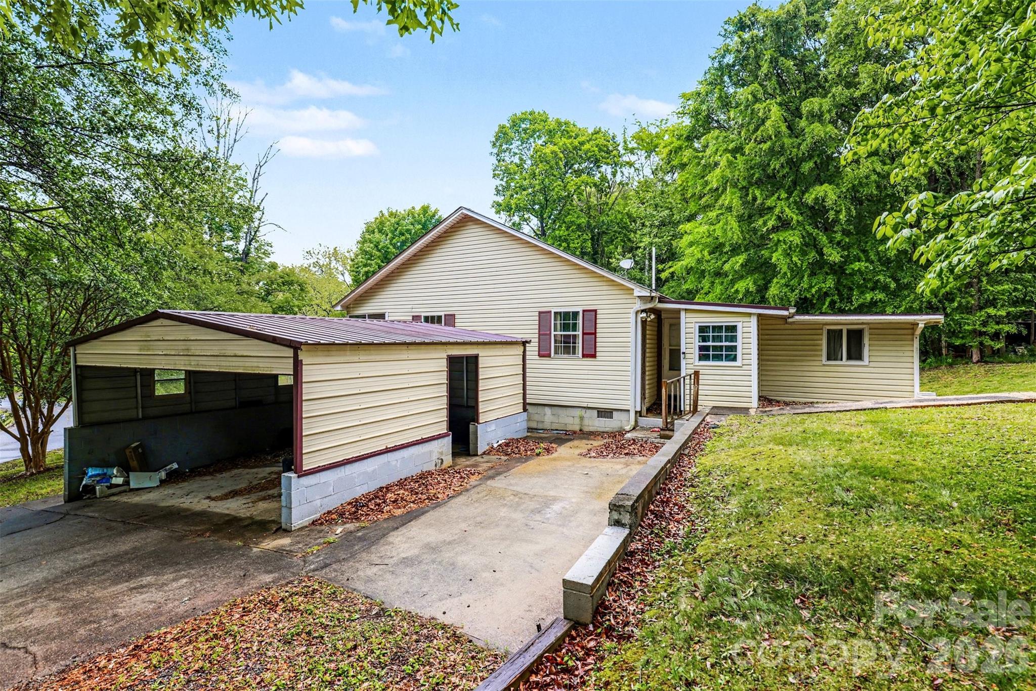 251 Rankin Road — Belmont