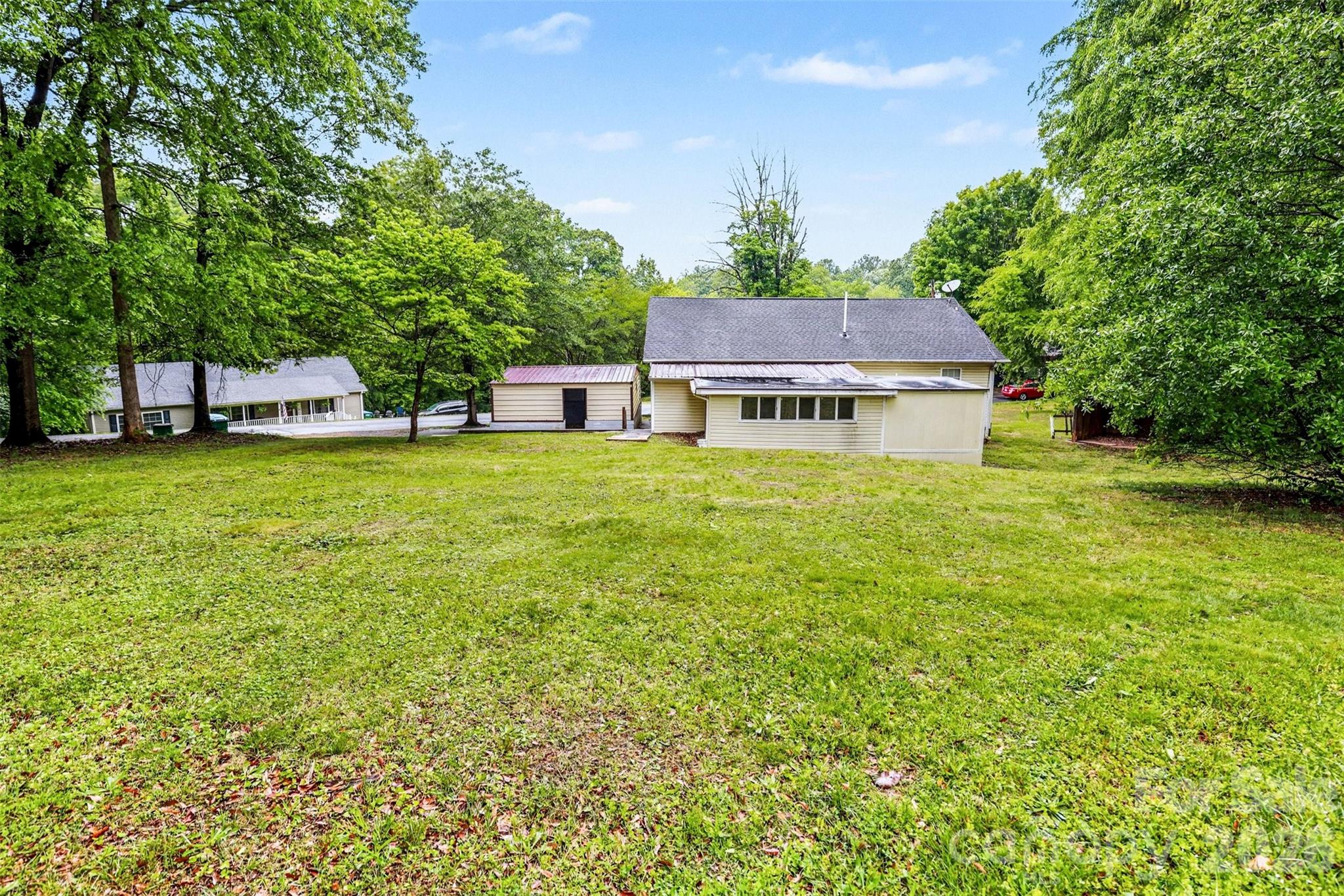 251 Rankin Road — Belmont