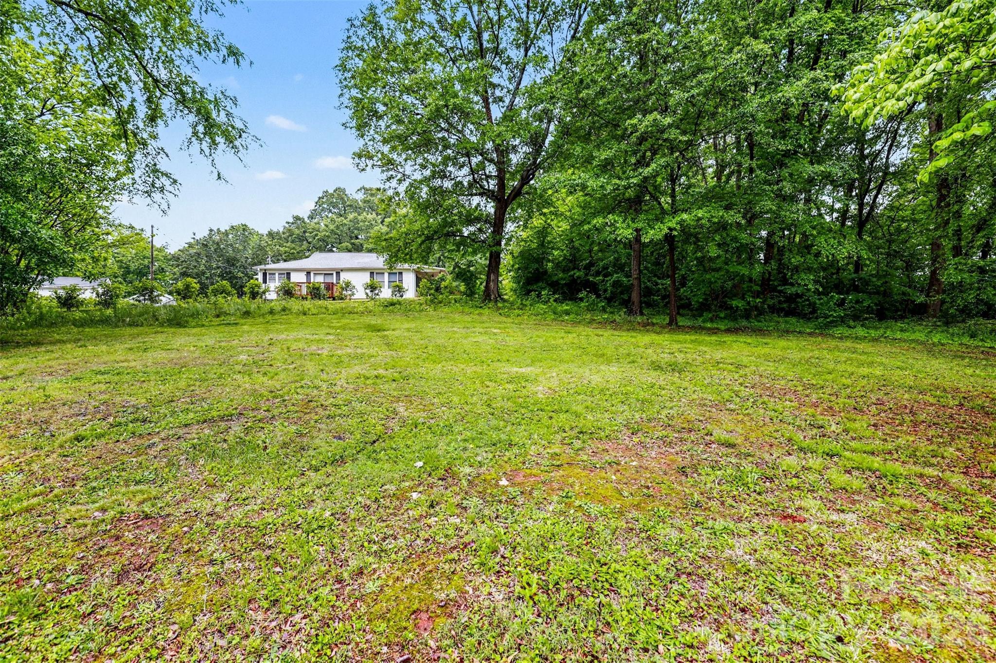 251 Rankin Road — Belmont
