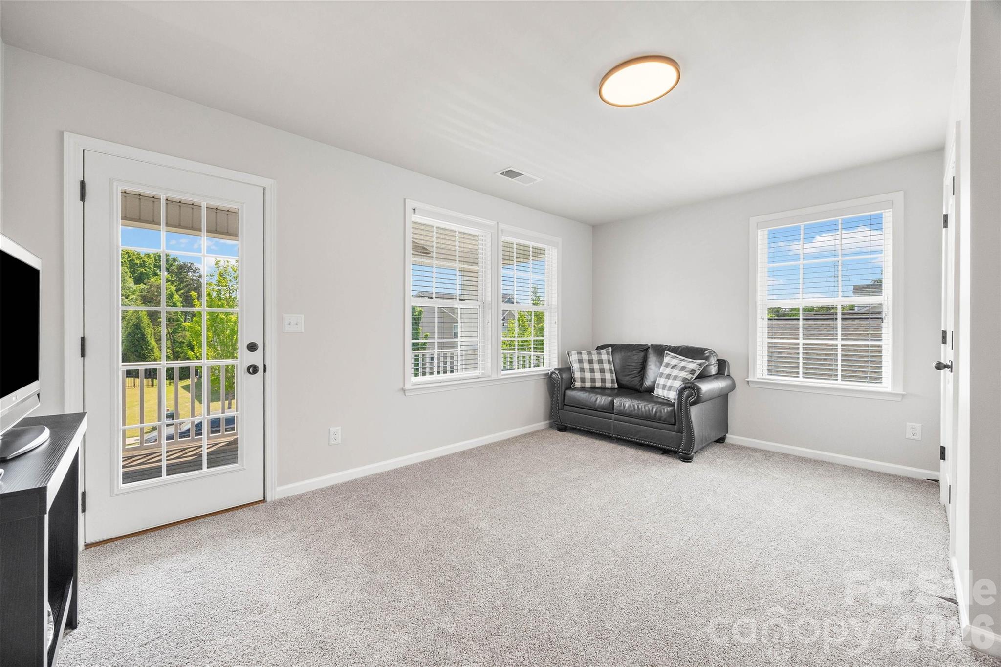299 Annatto Way — Tega Cay