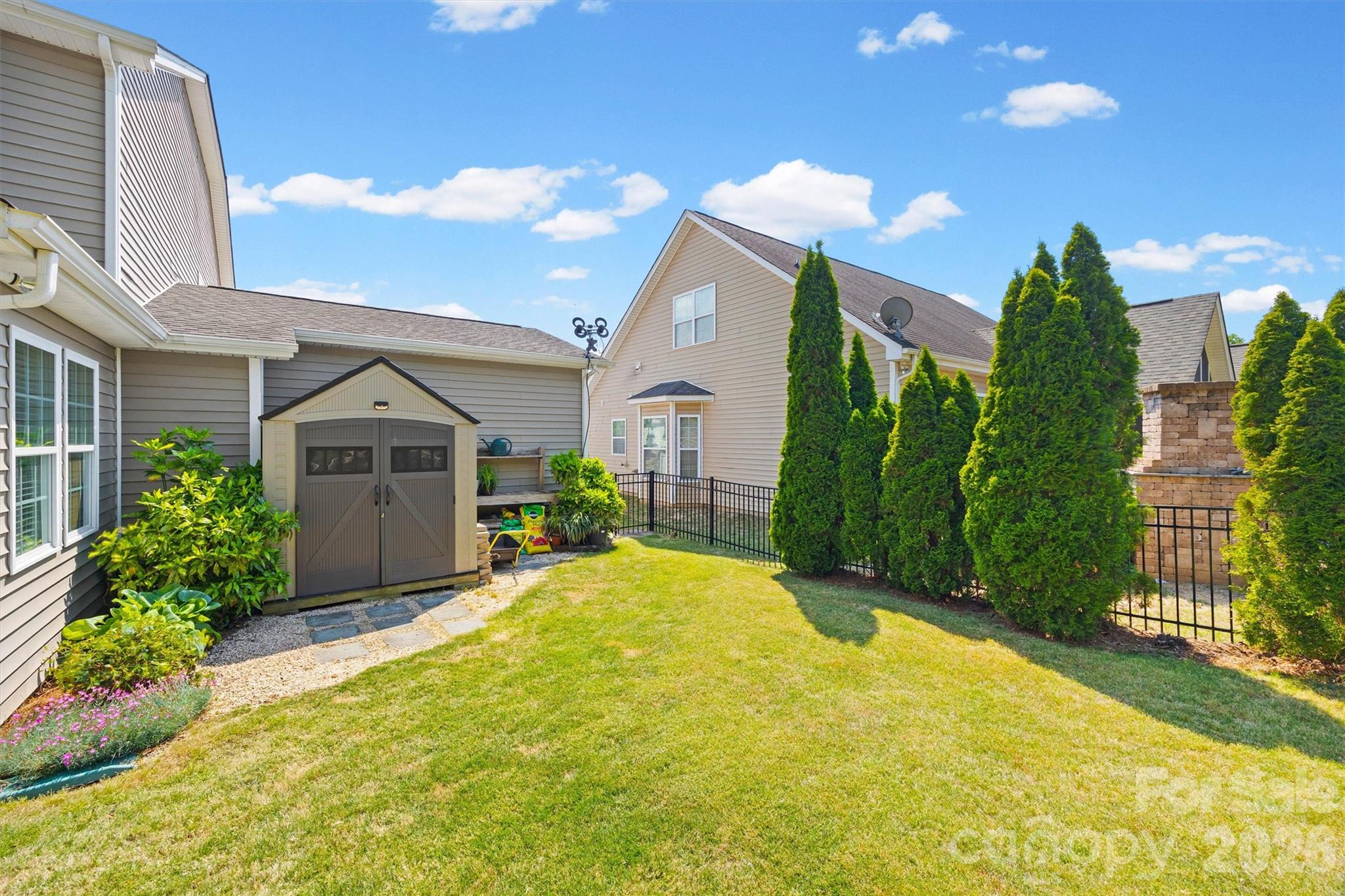 299 Annatto Way — Tega Cay