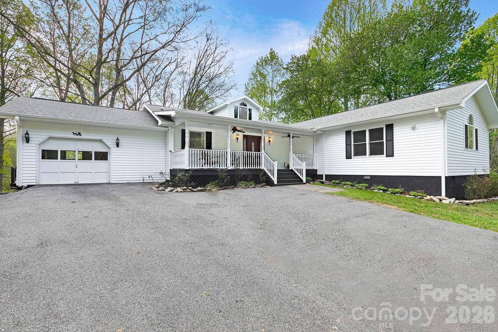 1388 King Road — Pisgah Forest