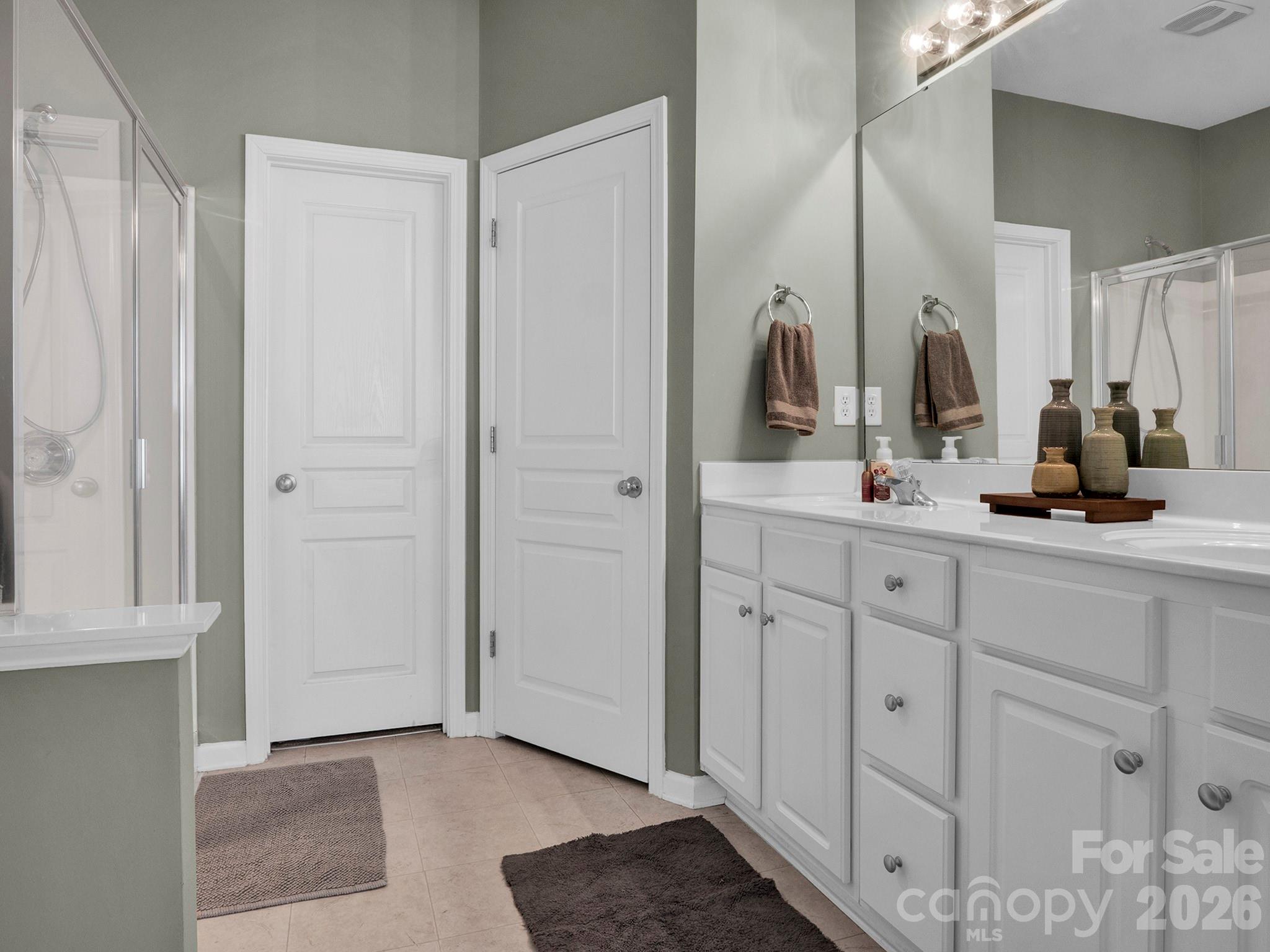 8444 Brookings Drive — Charlotte