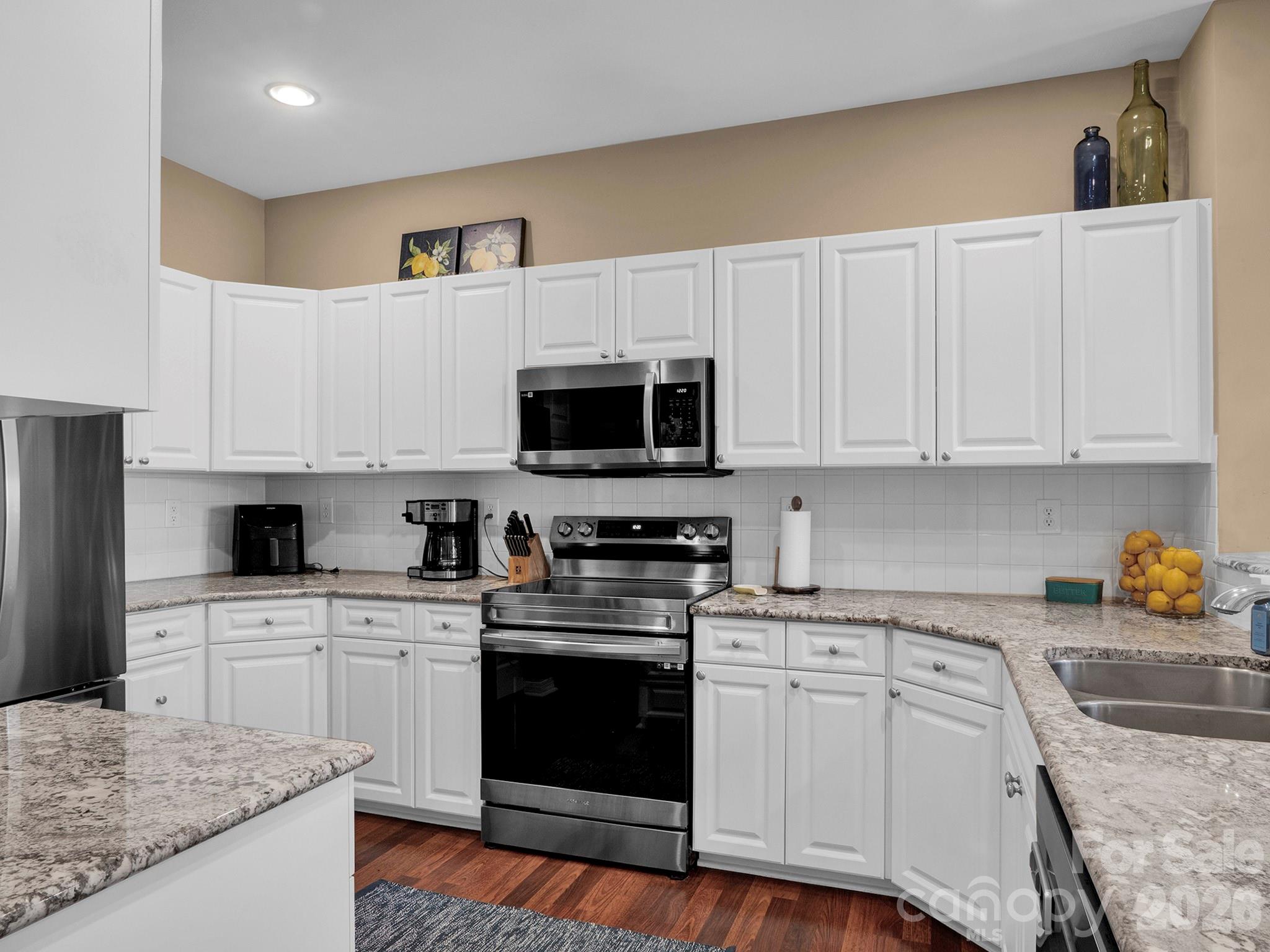 8444 Brookings Drive — Charlotte