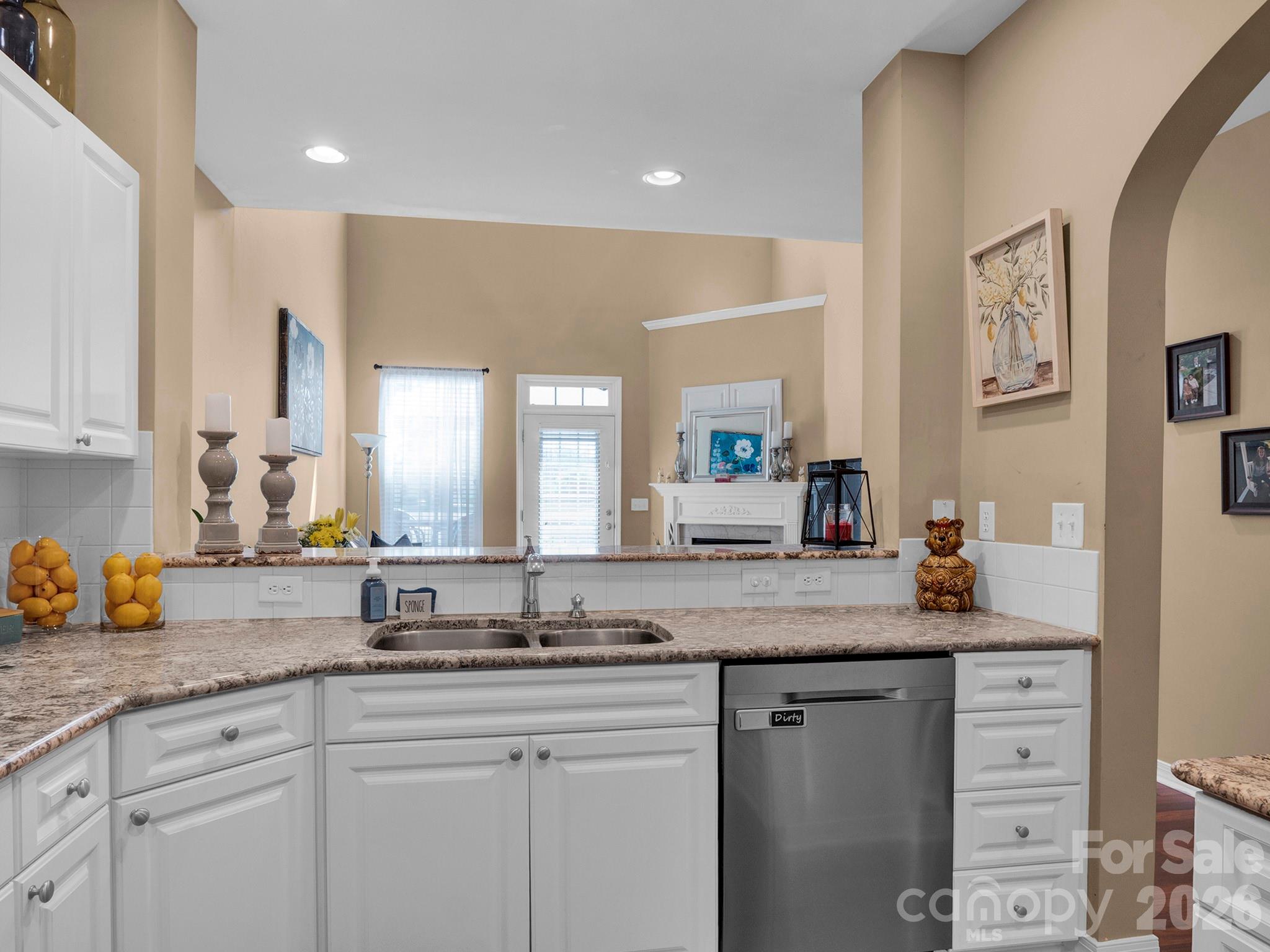 8444 Brookings Drive — Charlotte