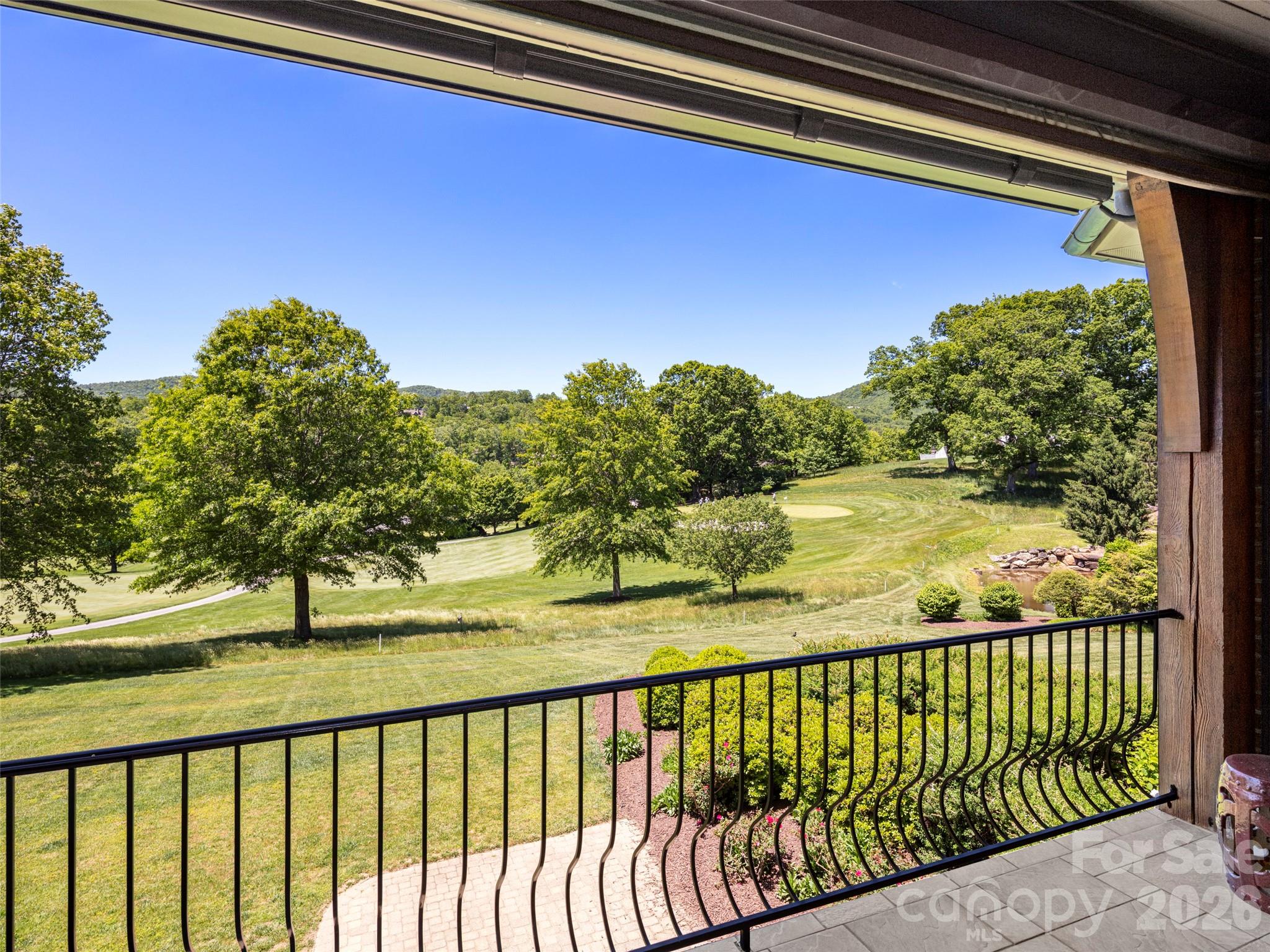 14 Golfside Court — Arden