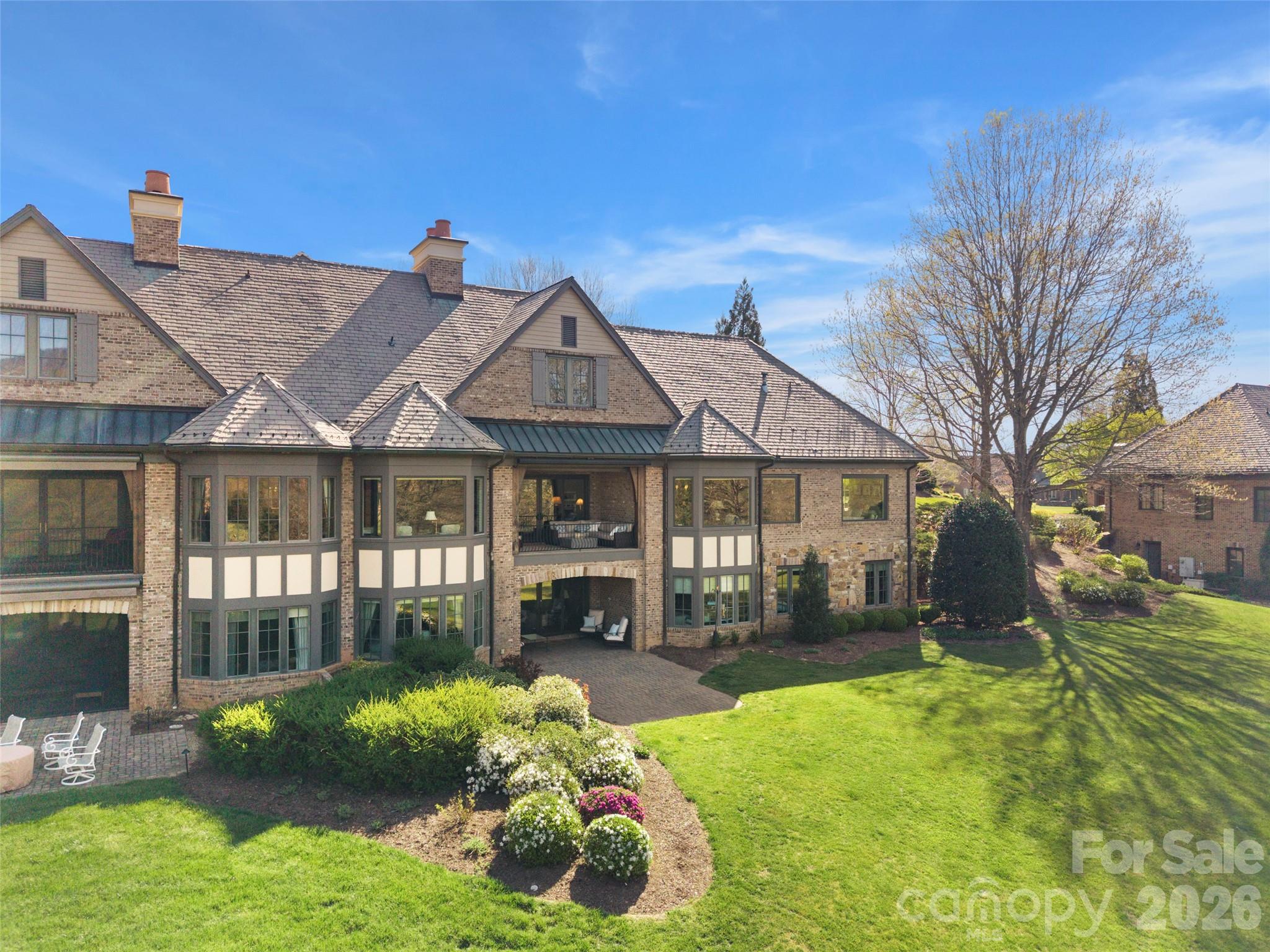 14 Golfside Court — Arden