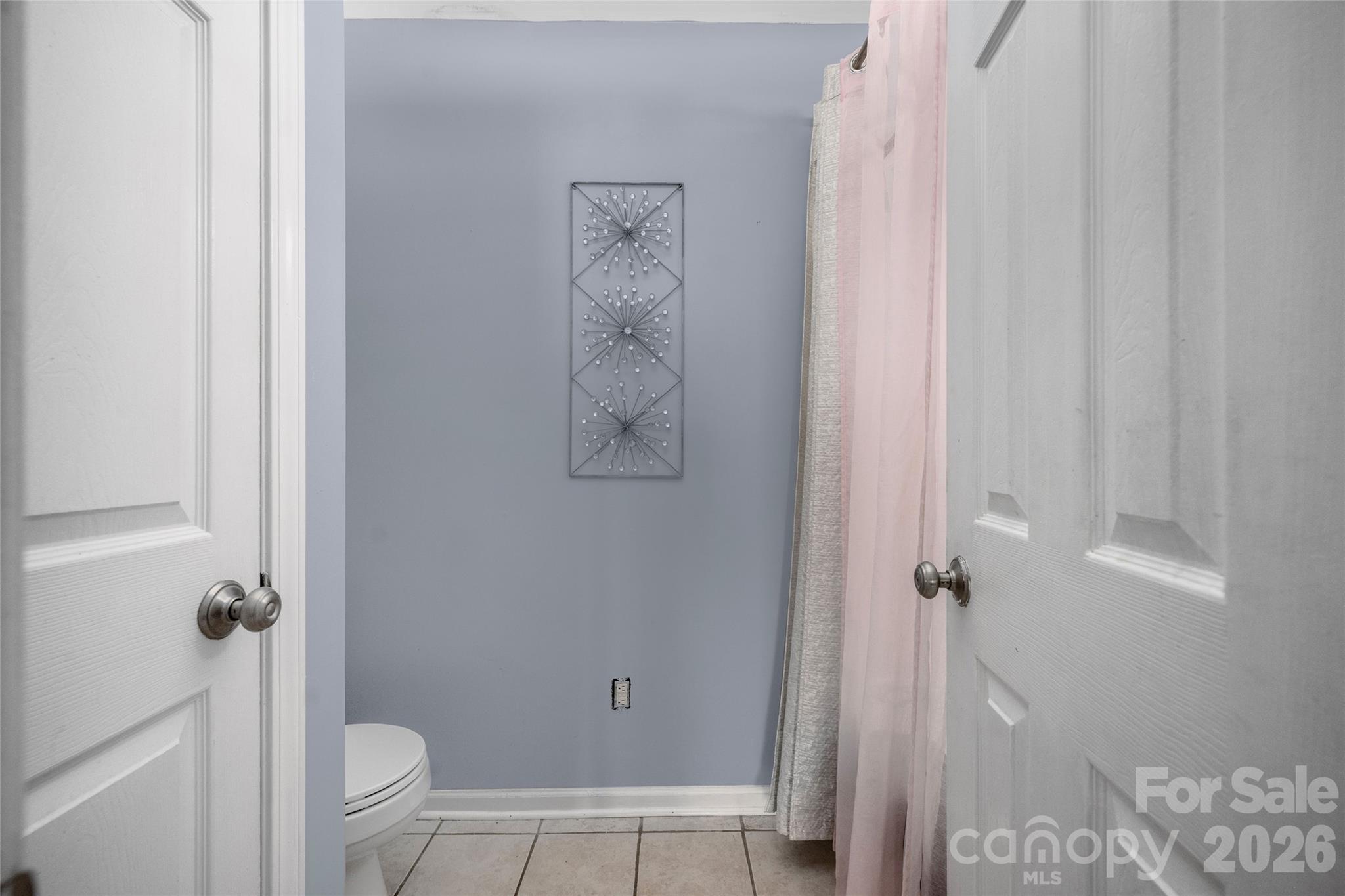 9713 Veronica Drive — Charlotte