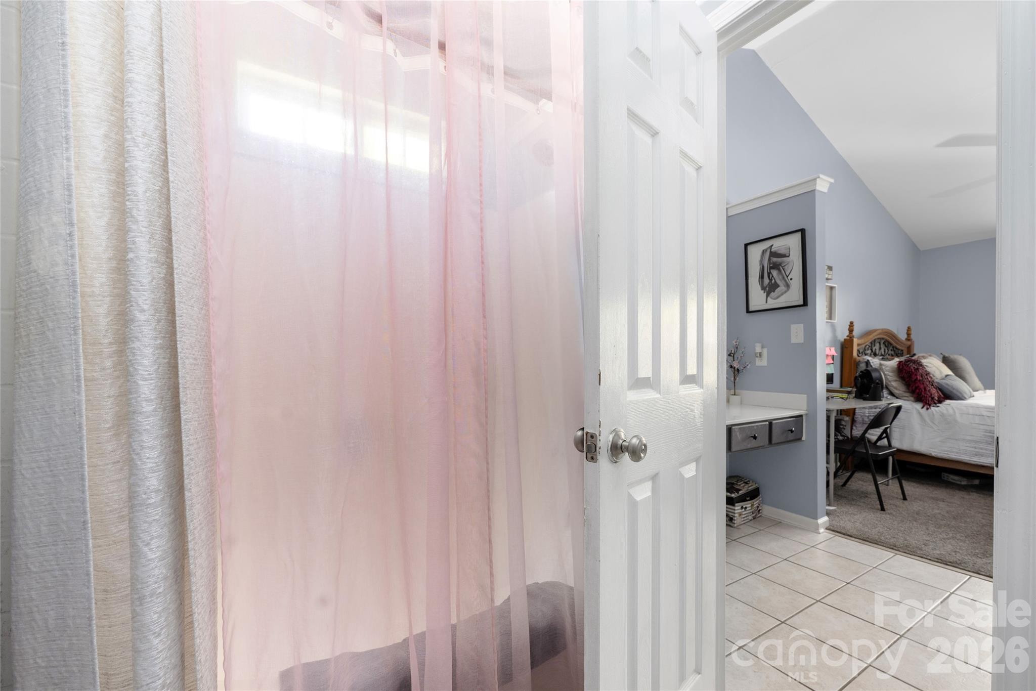9713 Veronica Drive — Charlotte