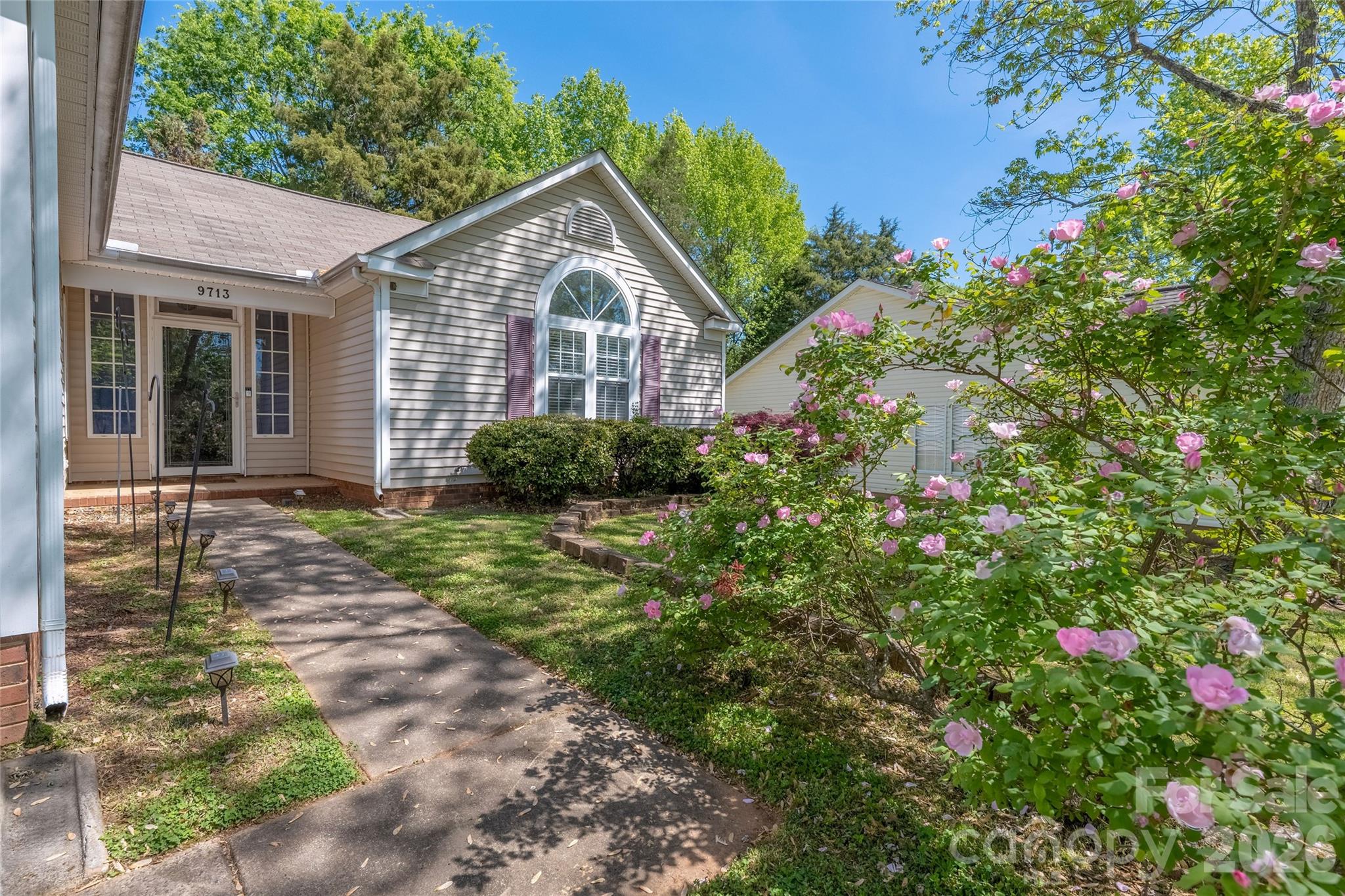9713 Veronica Drive — Charlotte