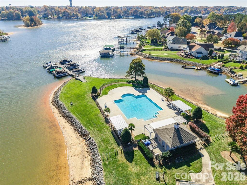 103 Pamlico Lane — Mooresville