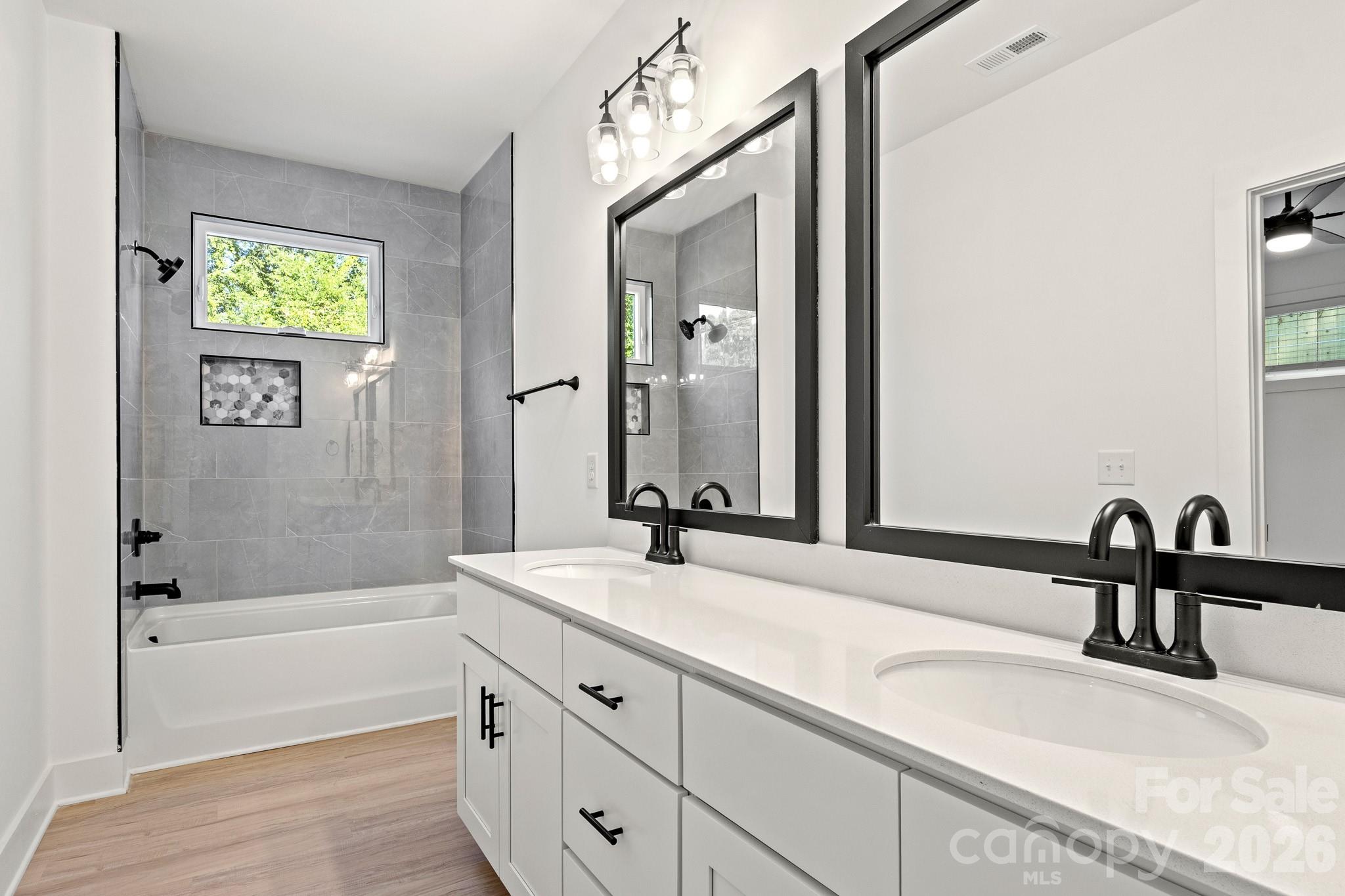 2526 Deherradora Avenue — Charlotte
