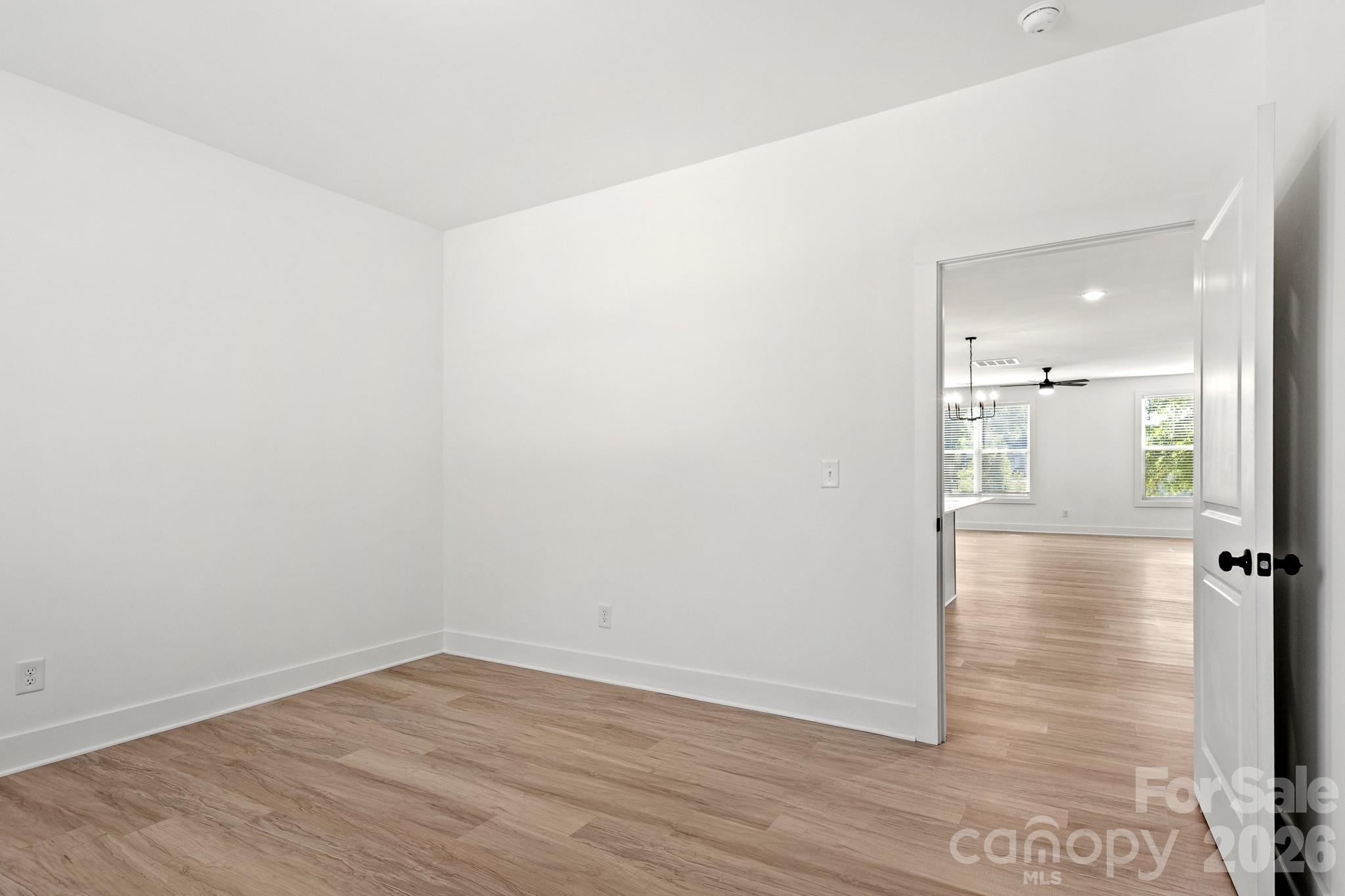 2526 Deherradora Avenue — Charlotte