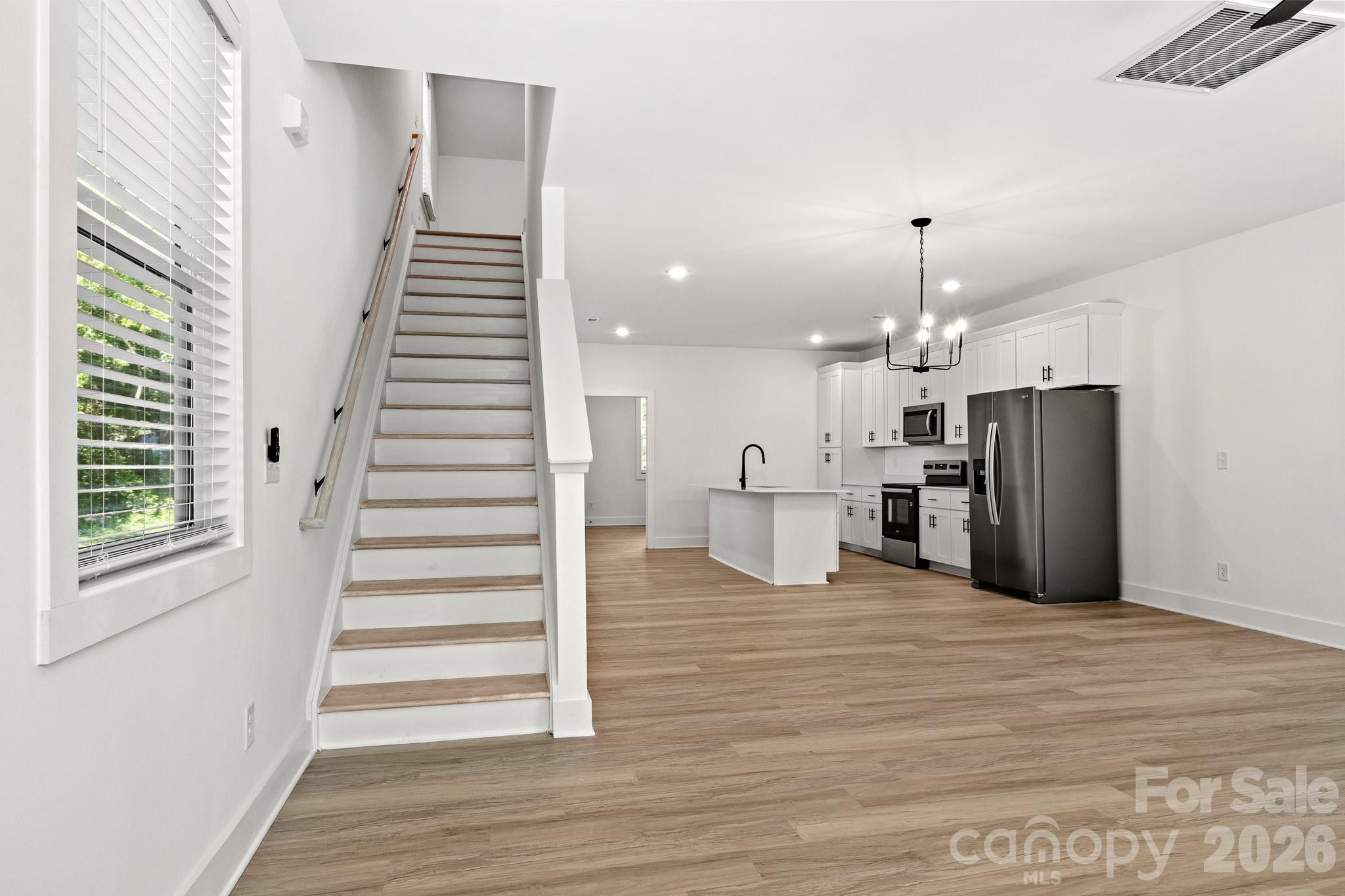 2526 Deherradora Avenue — Charlotte