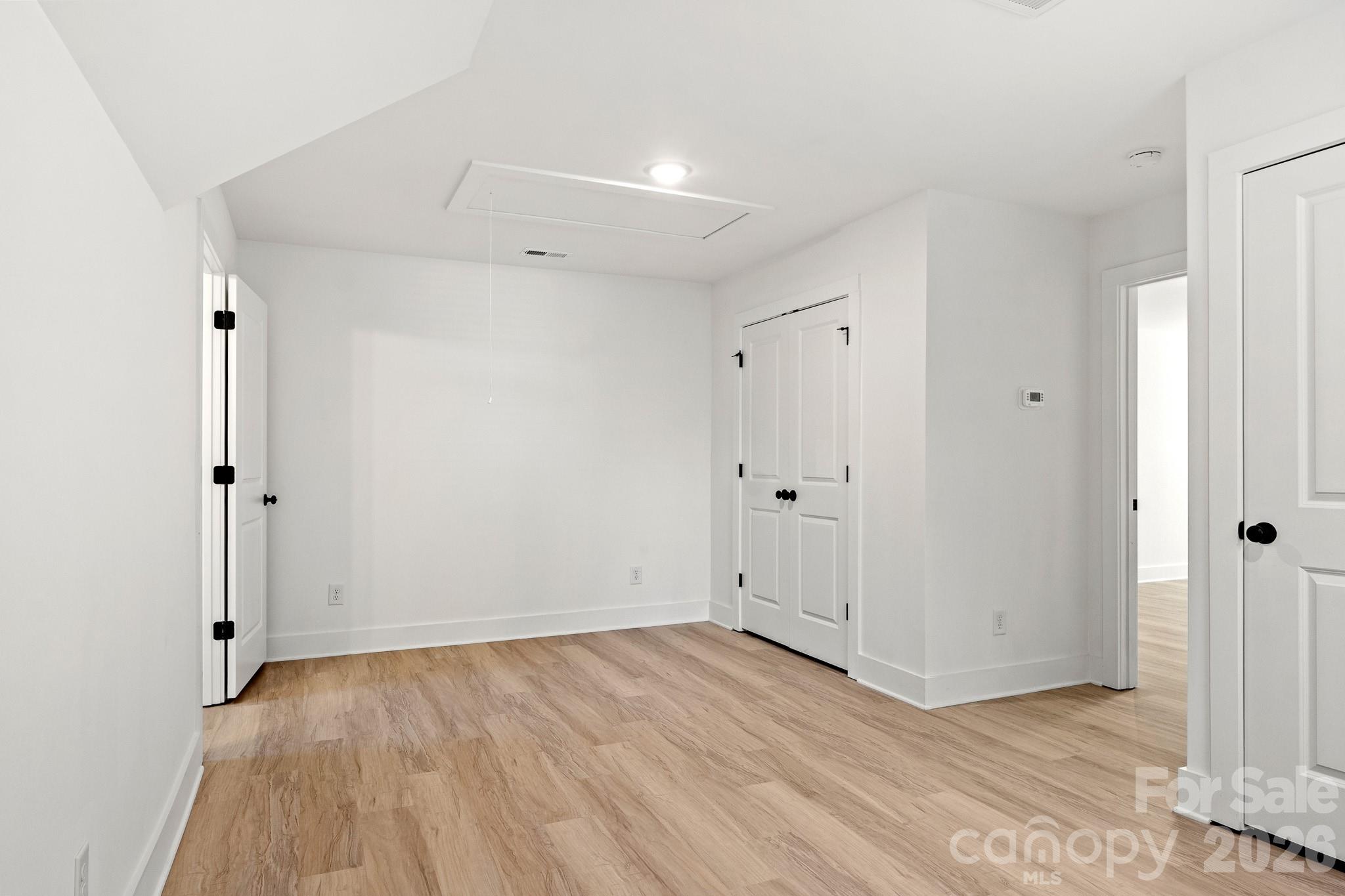 2526 Deherradora Avenue — Charlotte